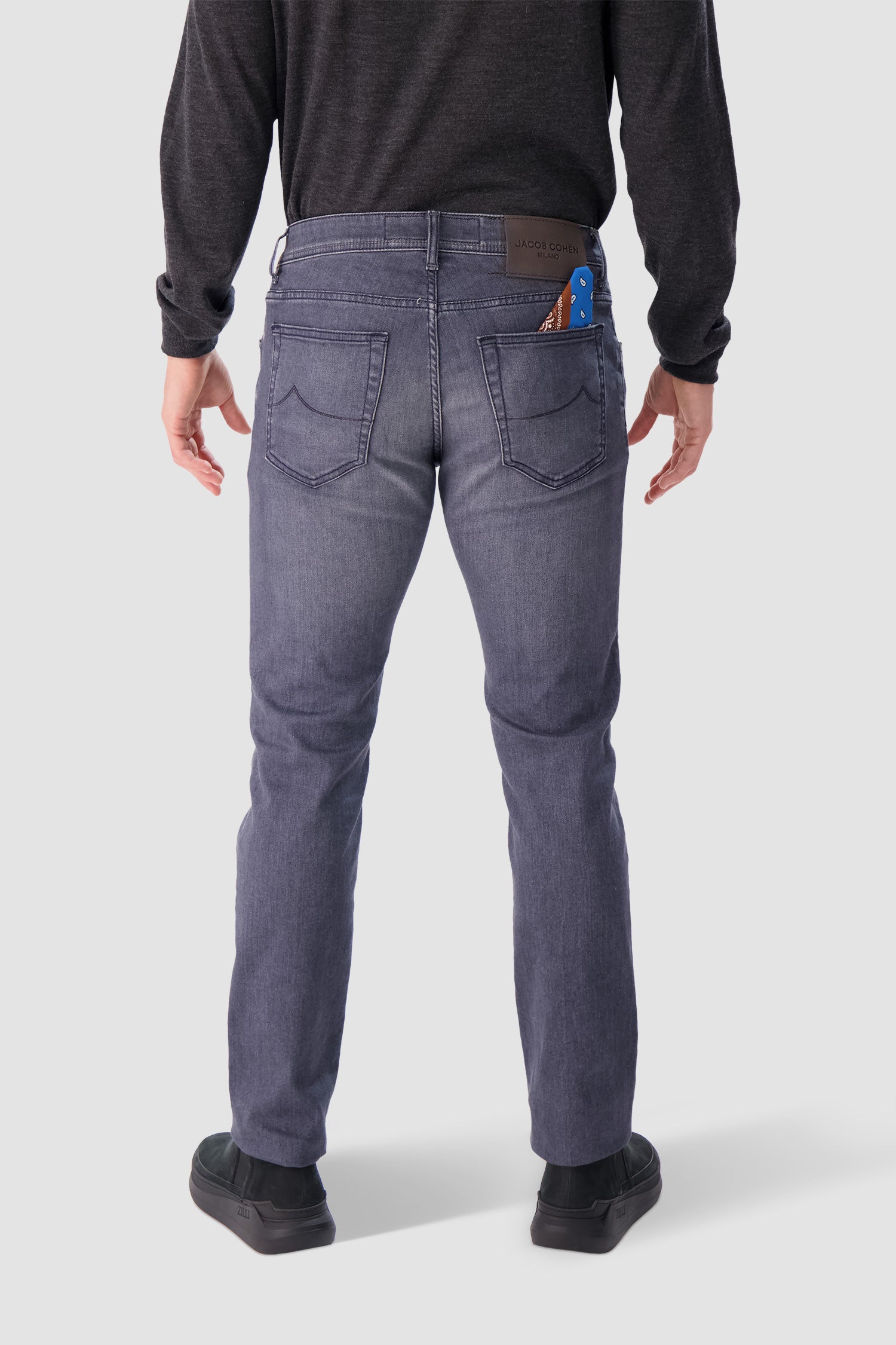 Jacob Cohen Grey Slim Fit Nick Jeans for Men - Stylish & Comfortable Denim Pants for Casual Wear, Office & Night Out