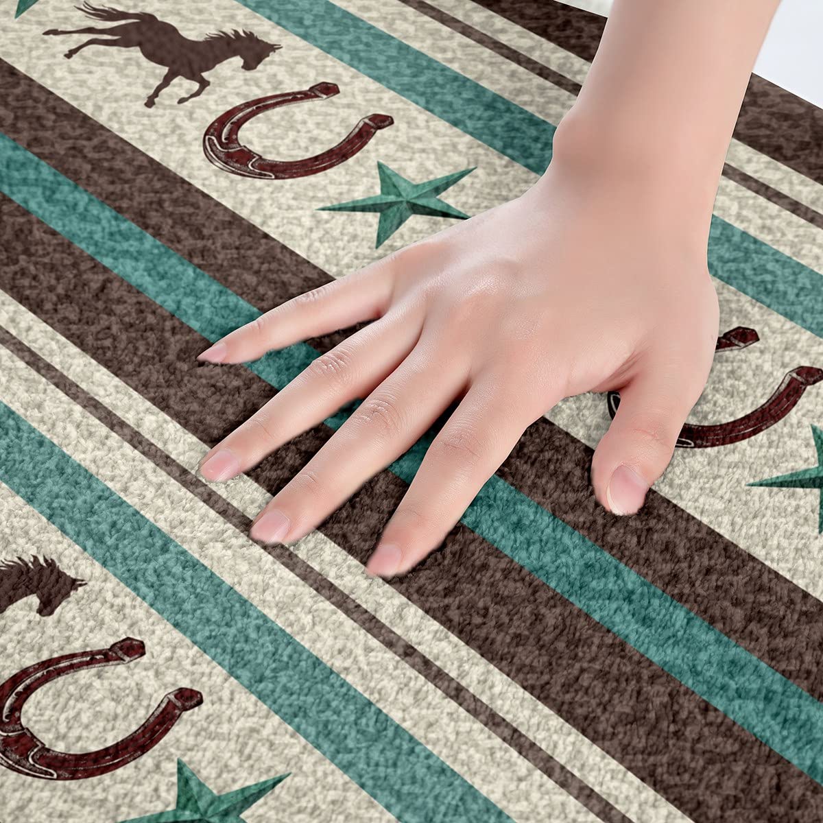 Western Horseshoe Non-Slip Bathroom Rug - Cowboy Style Bath Mat for Kids, Women & Men - Farmhouse Wild West Decor - 20