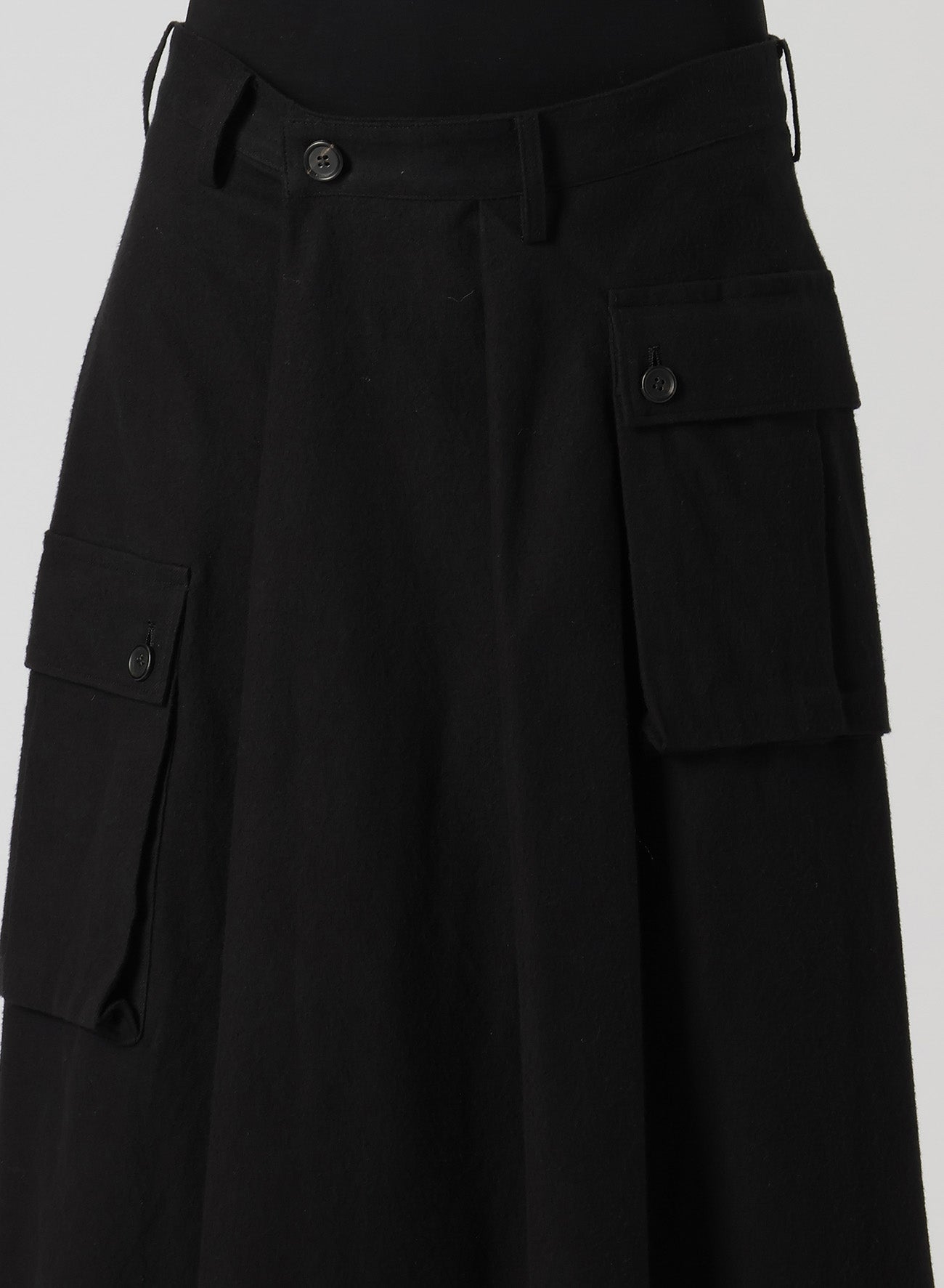 COTTON TWILL R WIDE TUCK CARGO SKIRT for Women - Stylish Utility Skirt with Pockets | Perfect for Casual Outfits, Hiking & Outdoor Adventures