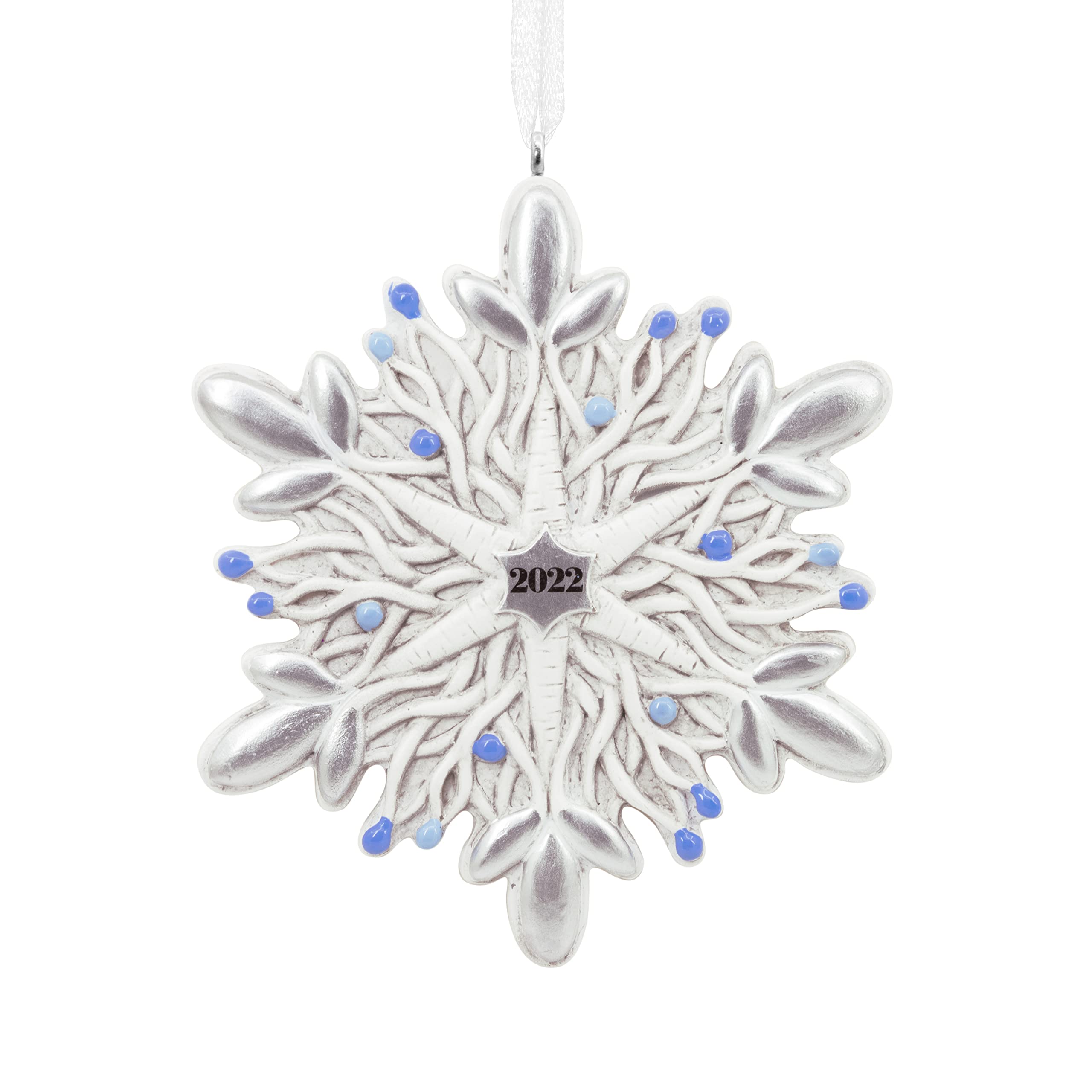 Hallmark Snowflake 2022 Resin Christmas Ornament (0001HGO3089) - Elegant Holiday Tree Decoration for Christmas, Winter Home Decor & Gift Giving