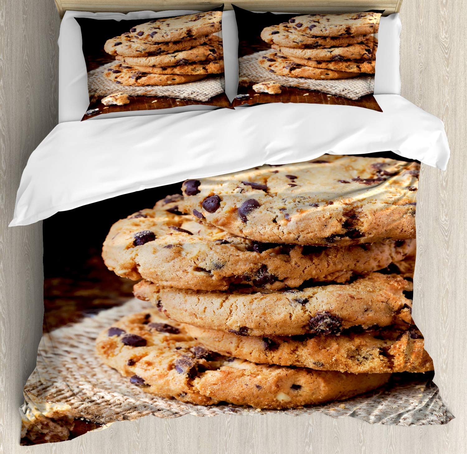 Ambesonne King Size 3-Piece Duvet Cover Set with 2 Pillow Shams - Cookie Design, Stacks of Delicious Bites on Wooden Table Photography, Multicolor Decorative Bedding - Perfect for Cookie Lovers' Bedroom Decor & Gift Ideas