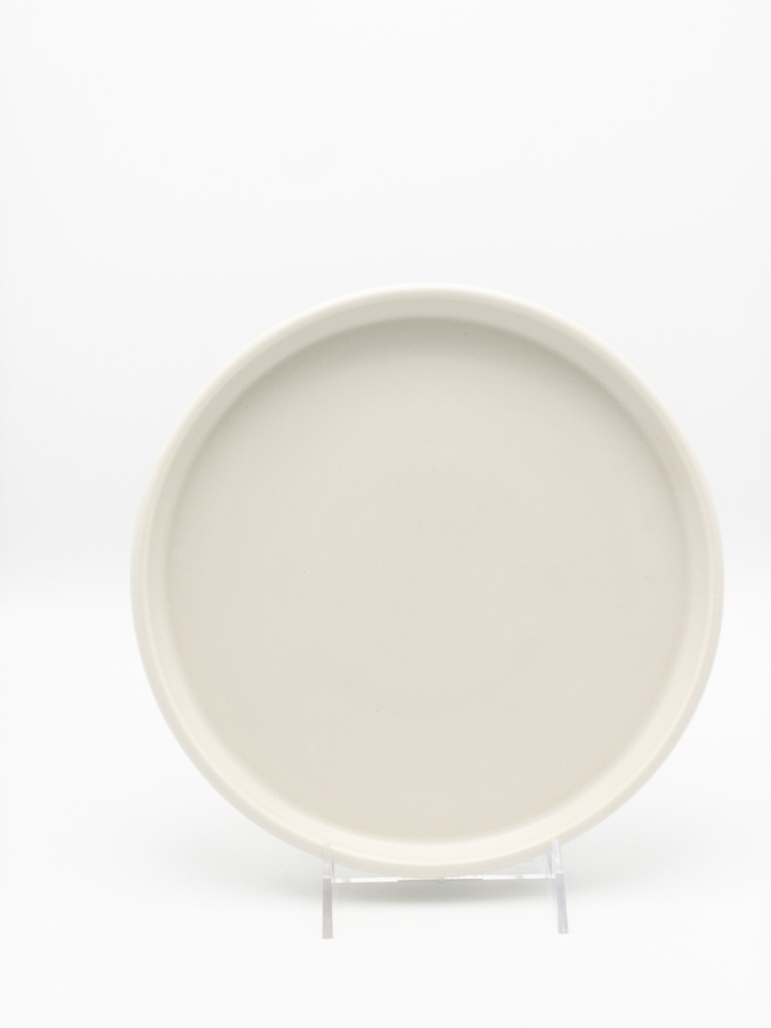 Premium American Modern Dinner Plate Set - 4-Piece Matte White Ceramic Plates for Everyday Dining & Entertaining