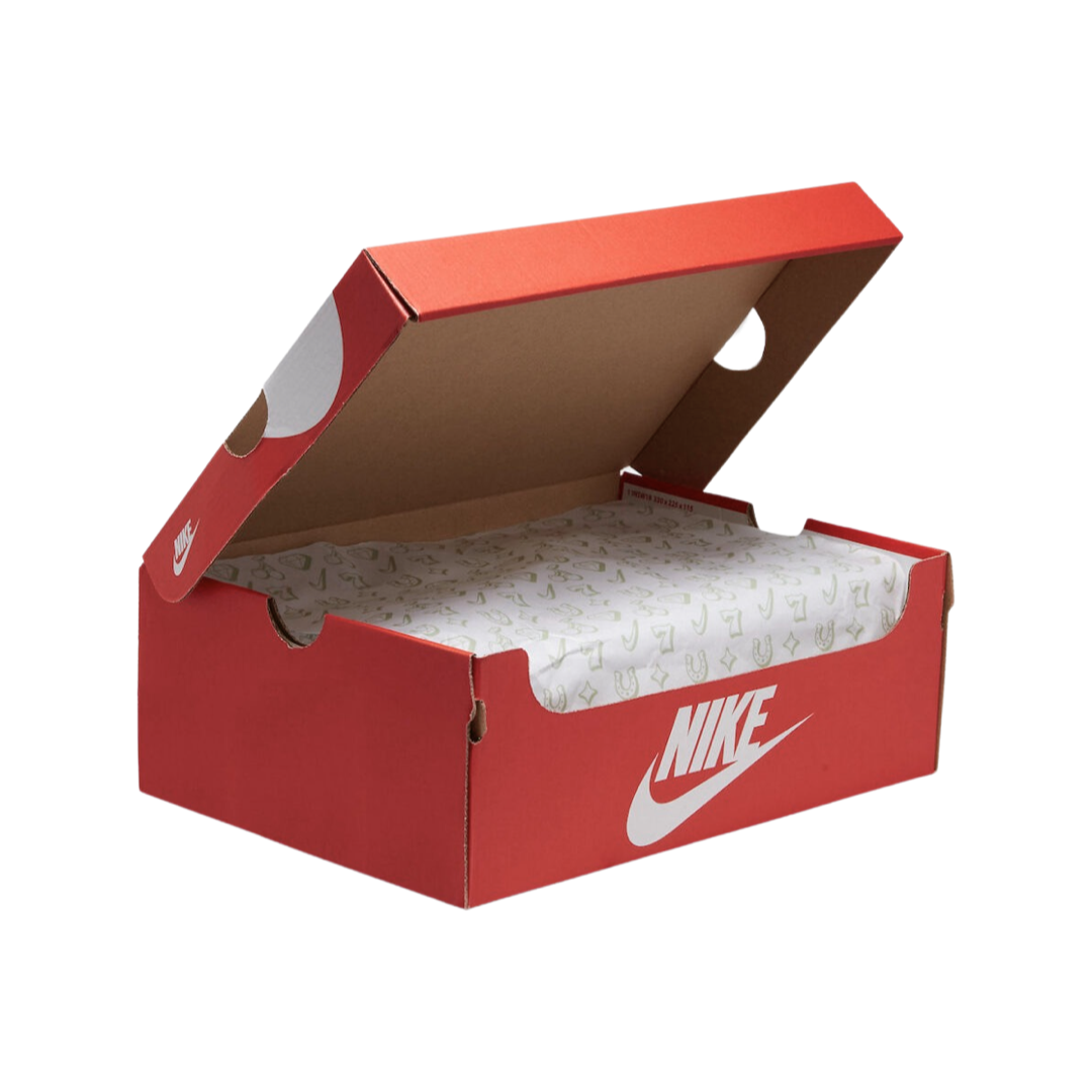Nike Dunk Low Retro SE Sneakers - Pale Ivory & Black Malachite Colorway | Men's Basketball Shoes for Casual Wear & Street Style
