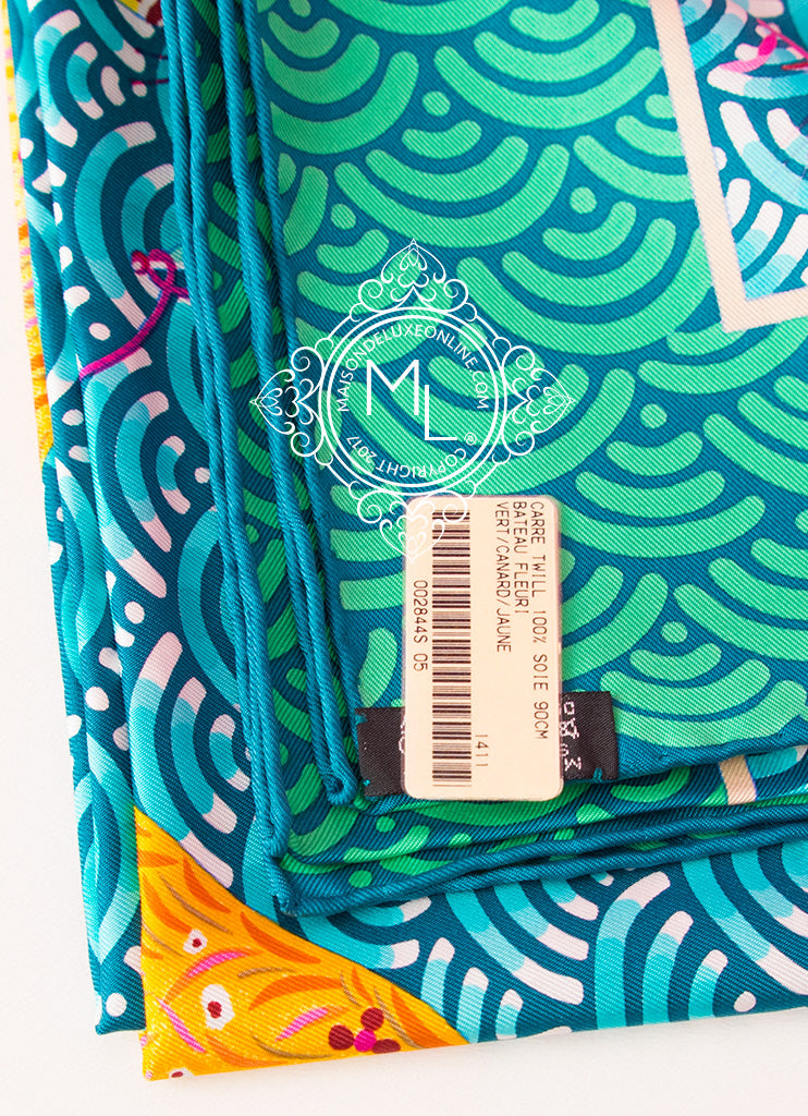 Hermes Green Twill Silk 90 cm Bateau Fleuri Scarf - Luxury Women's Fashion Accessory for Elegant Outfits & Special Occasions