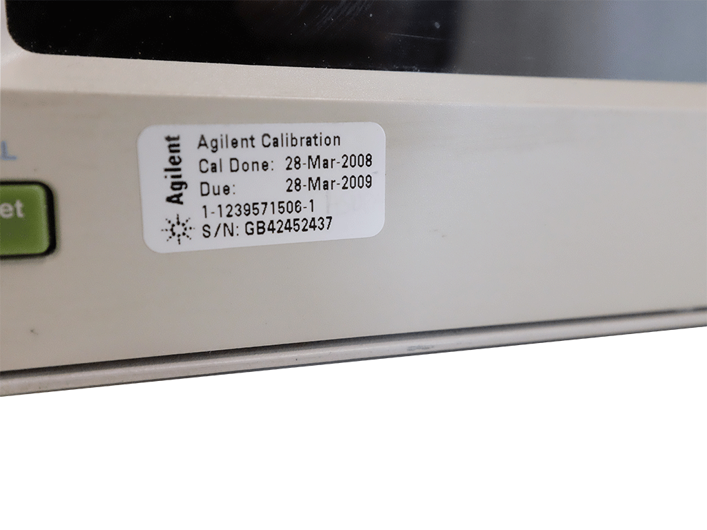 Agilent 8690 Series 10 Wireless Communications Test Set E5515C - Professional Network Testing Equipment for 5G, LTE, and IoT Applications in Labs & Field Work