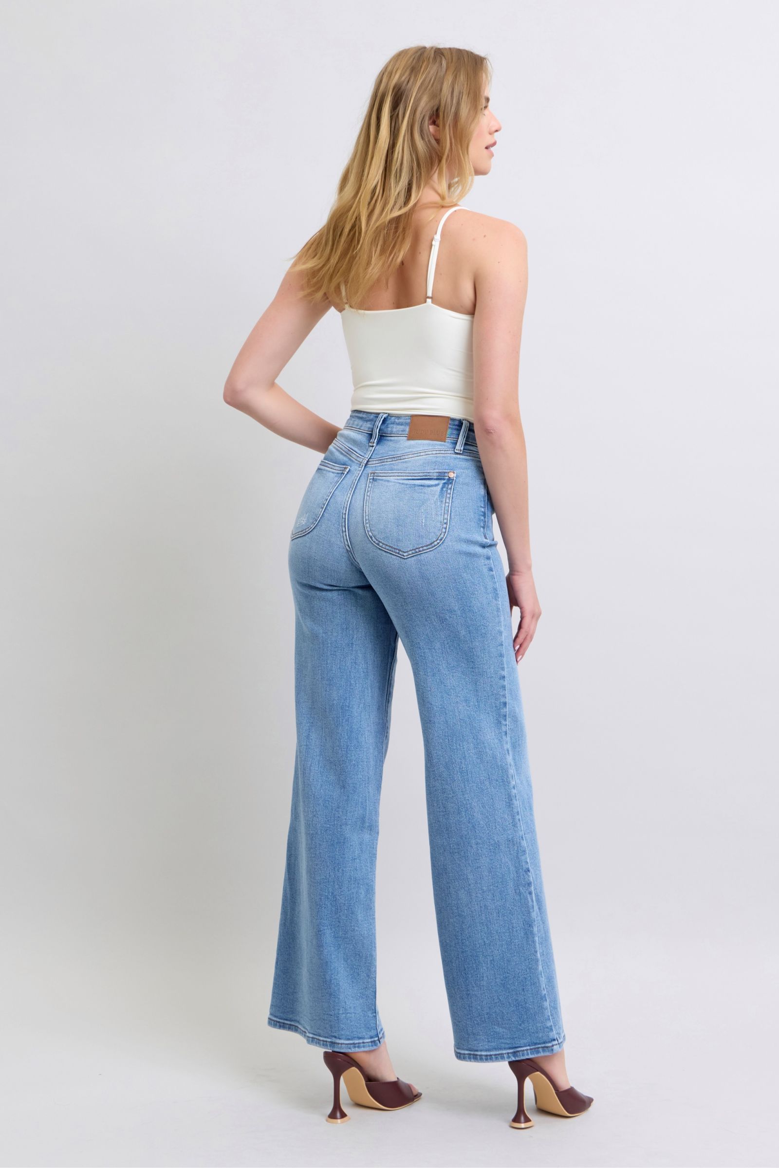 Judy Blue Women's High Waist Wide Leg Jeans with Pockets - Comfortable Stretch Denim for Casual Wear & Everyday Outfits