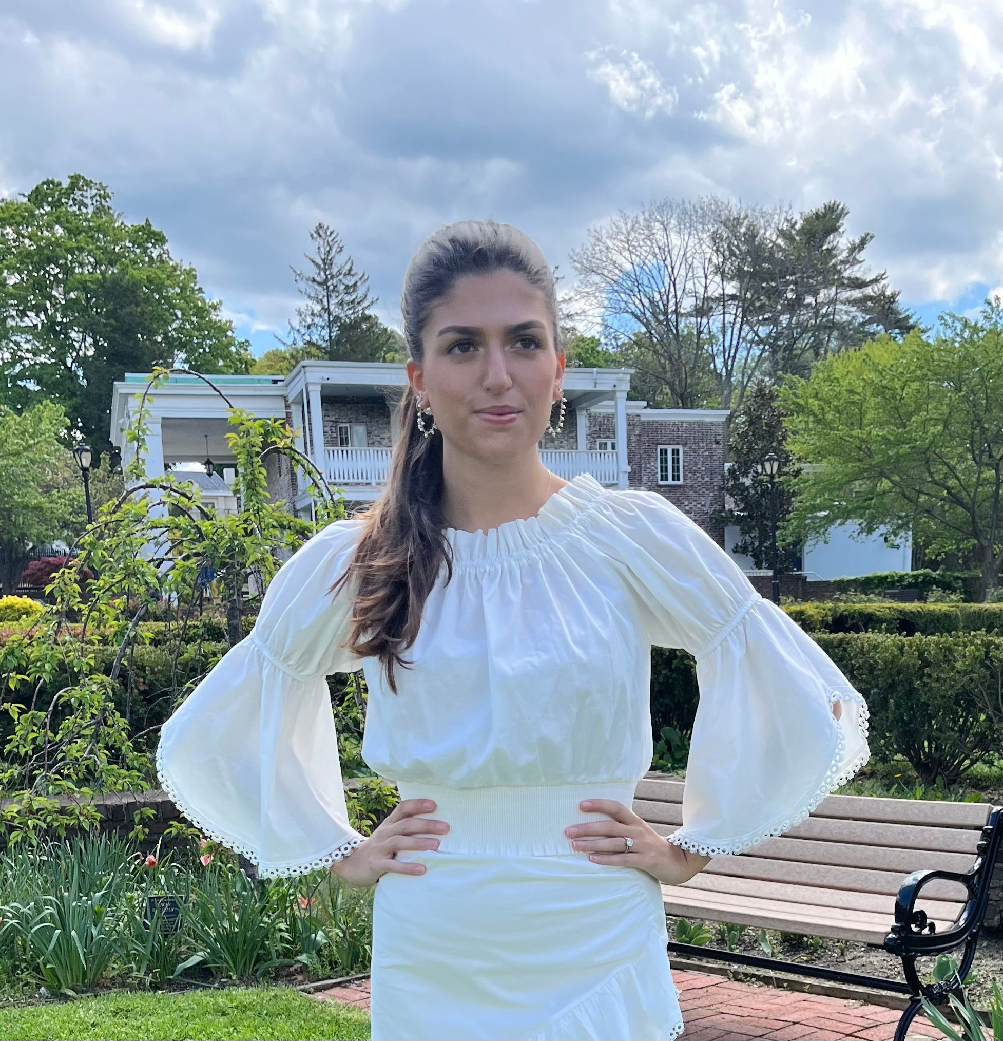 Stylish White Top for Women - Trendy Casual Blouse for Everyday Wear - Perfect for Office, Dating & Outings