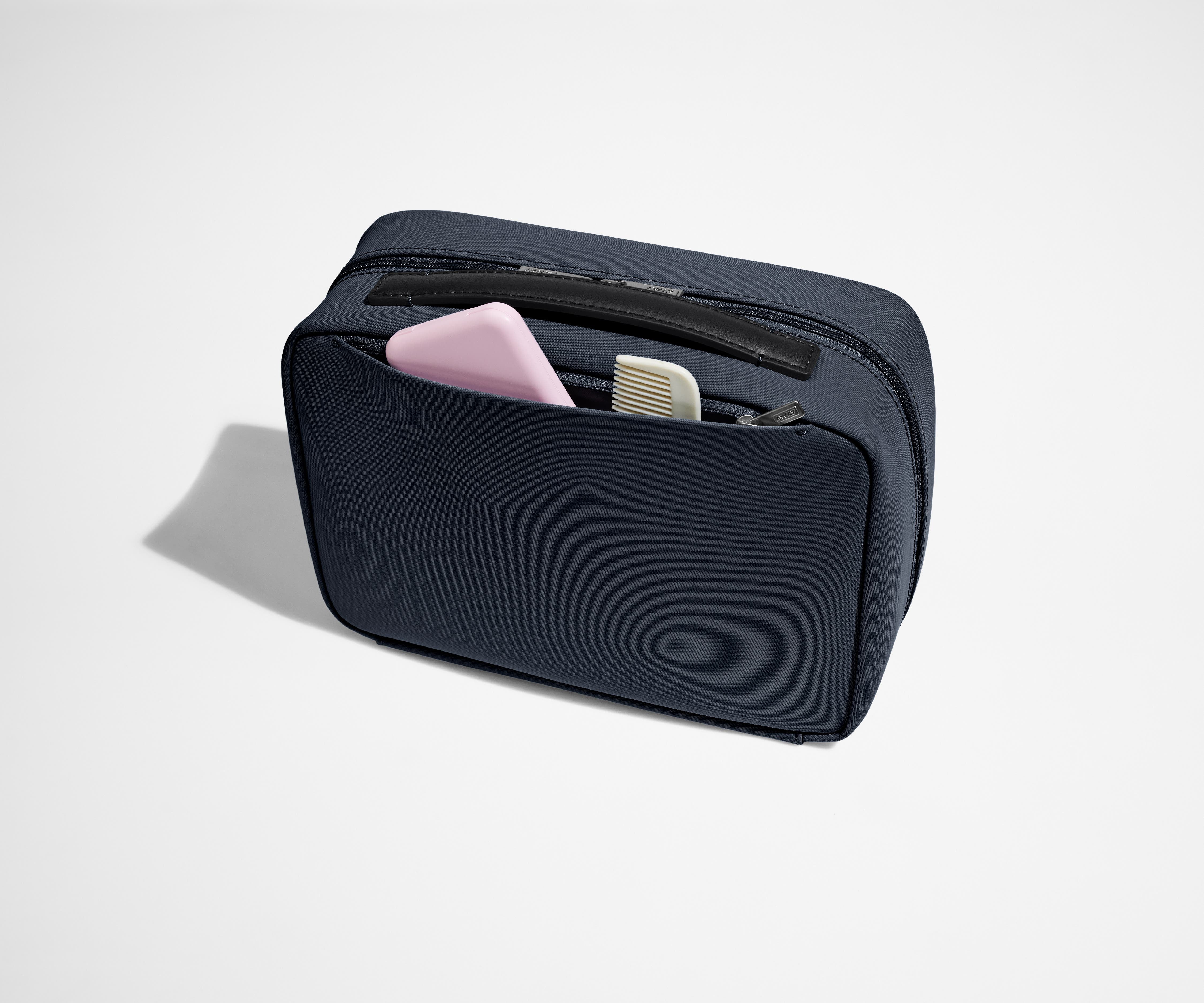 Premium Navy Blue Hanging Toiletry Bag for Travel - Waterproof Cosmetic Organizer with Multiple Pockets - Perfect for Camping, Gym & Business Trips