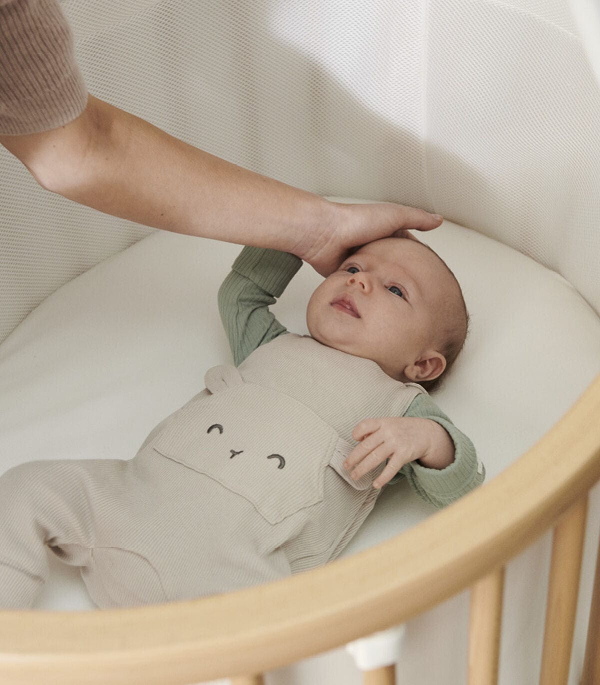 Stokke Sleepi Mini Mesh Liner 2023 - Breathable Baby Crib Mattress Cover for Newborns & Infants - Perfect for Nursery, Daycare & Travel Use