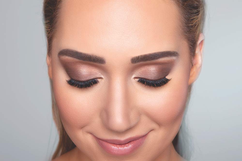 Xtreme Lashes Glideshadow Long Lasting Eyeshadow Stick - Cream to Powder Formula for Eyelash Extensions - No Fallout or Buildup - Waterproof & Smudge Proof - Perfect for Daily Wear, Parties & Special Events