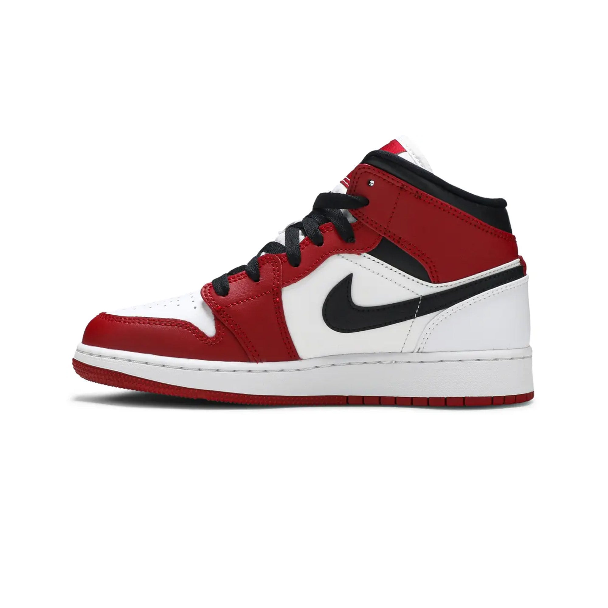 Air Jordan 1 Mid 'Chicago White Heel' GS Basketball Shoes for Girls - Perfect for School, Sports & Streetwear Fashion