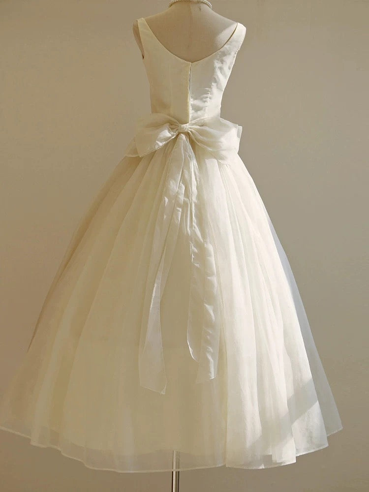 Elegant Beige A-Line Prom Dress with Tulle Skirt - Sweet 16 Birthday Party Gown J4840 | Perfect for Homecoming, Quinceañera & Formal Events