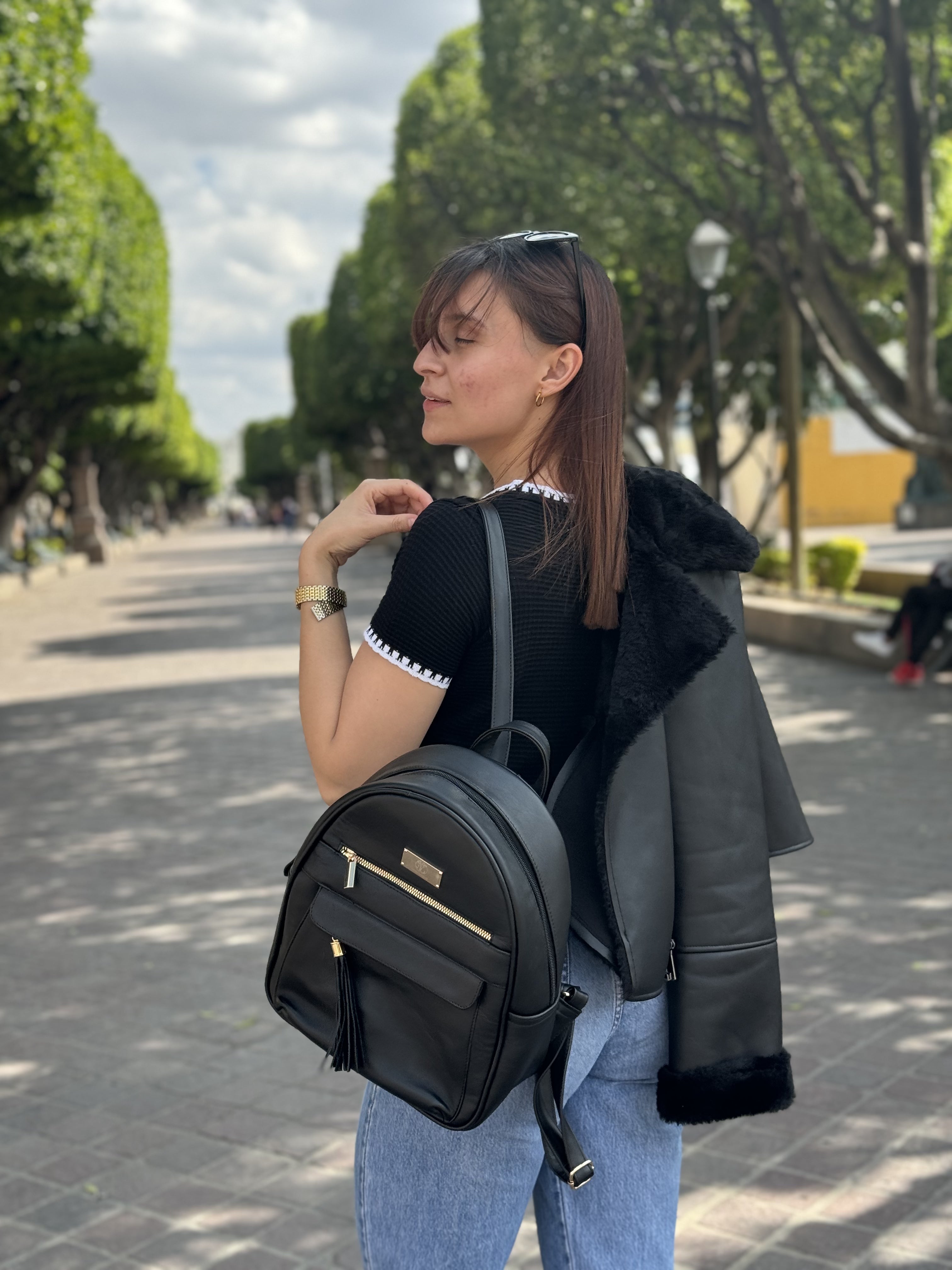Jessi 1 - Premium Quality Product for Everyday Use | Perfect for Home, Office & Travel Essentials