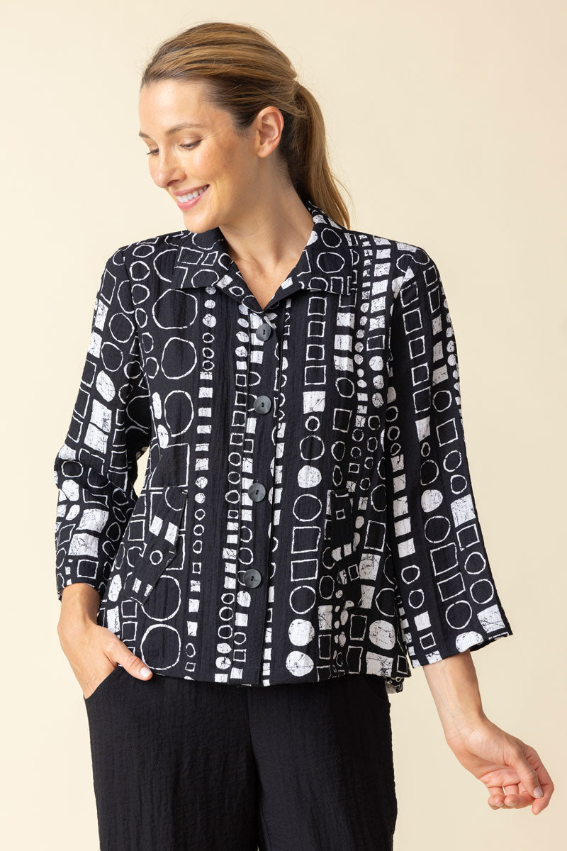 Habitat Travel Circle Pleat Back Jacket - Stylish Women's Lightweight Jacket for Outdoor Adventures & Casual Wear