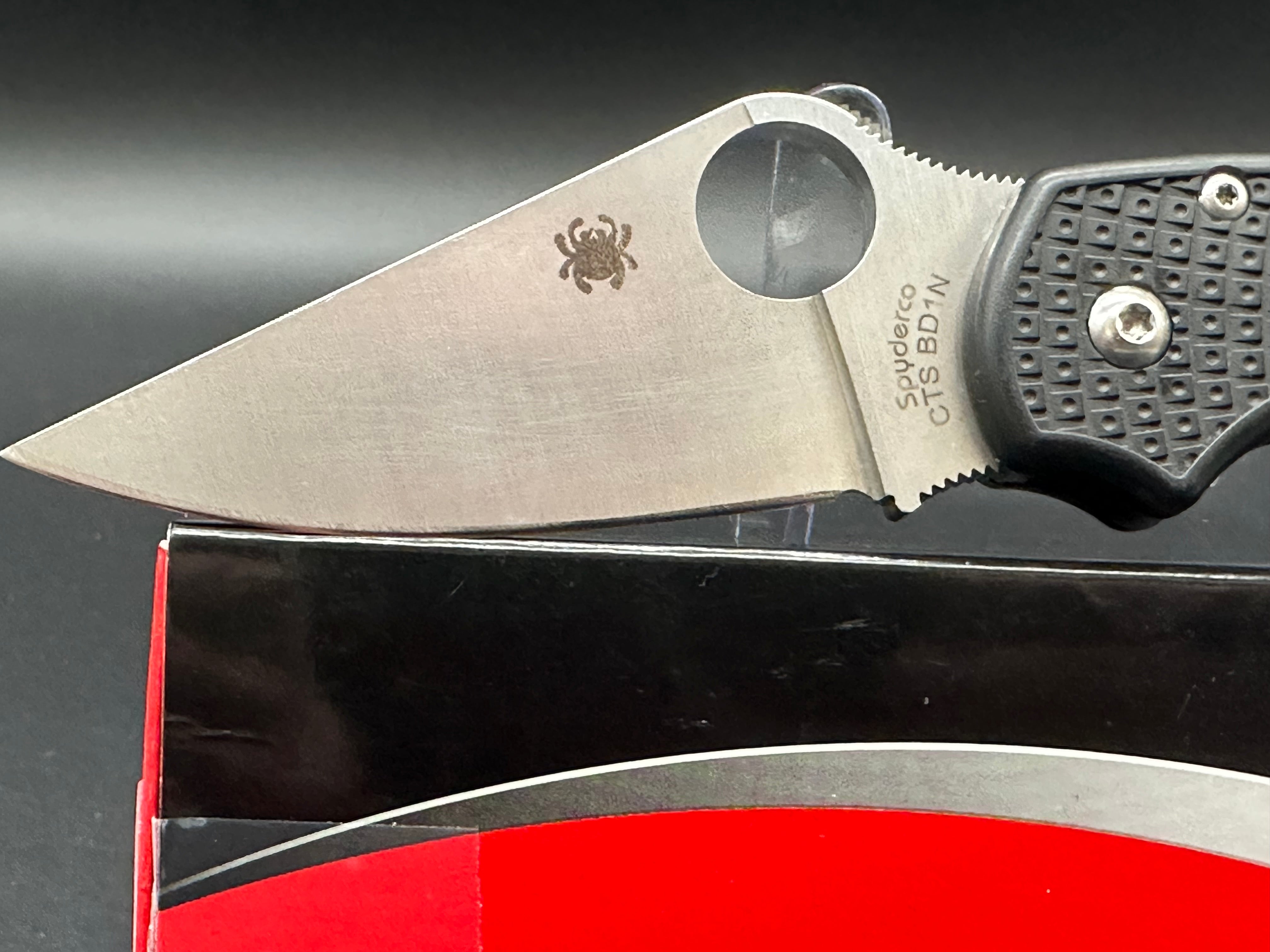 Spyderco Para 3 Lightweight Folding Knife with CTS BD1N Steel Blade - EDC, Outdoor, Camping & Everyday Carry Pocket Knife
