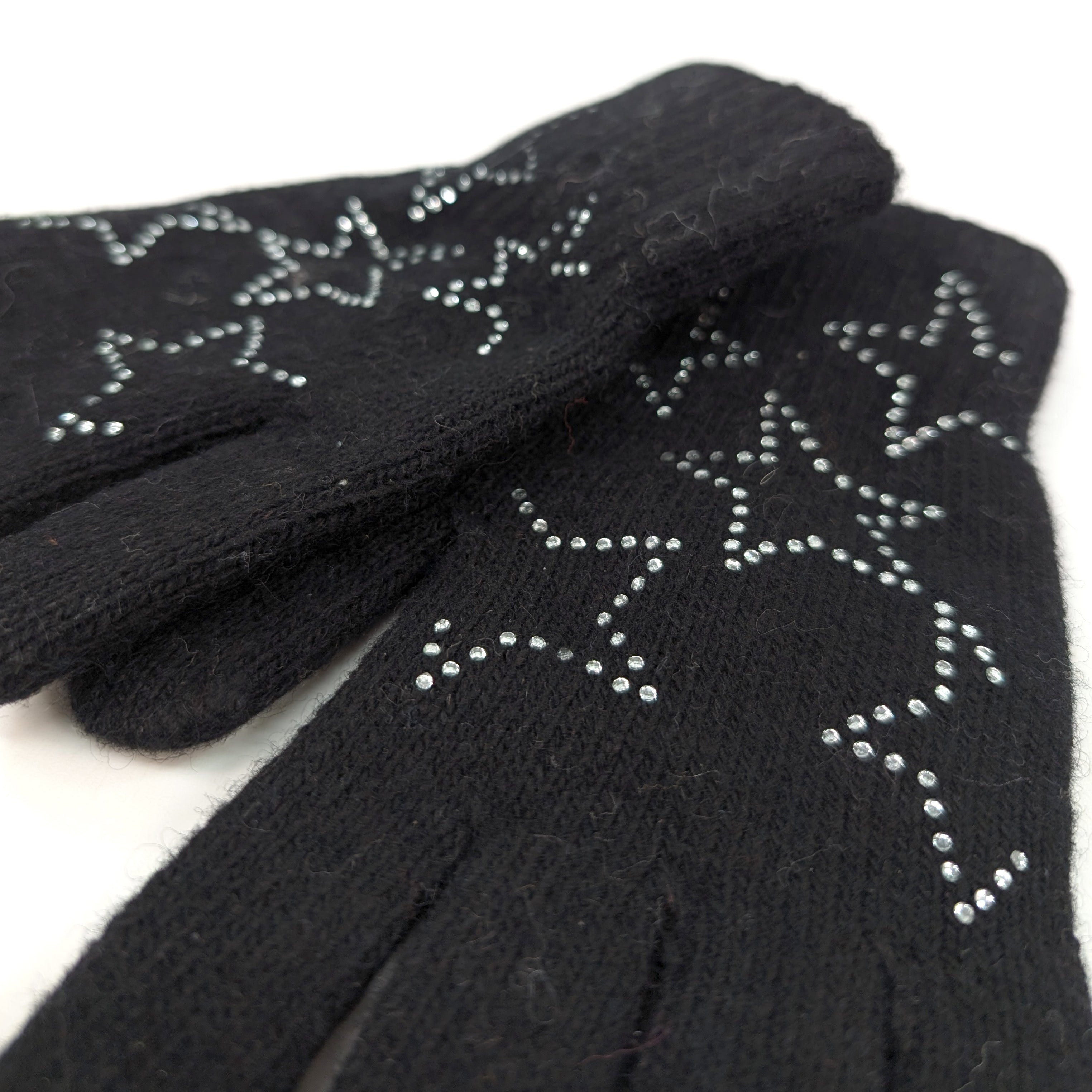 Twinkle Twinkle Gloves - Black Winter Gloves for Women & Men, Touchscreen Compatible, Warm & Stylish Cold Weather Accessories for Outdoor Activities, Driving, and Daily Use