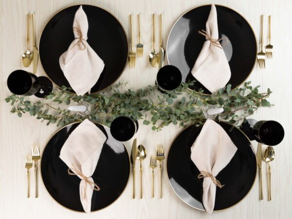13-Inch Black and Gold Round Plastic Charger Plates - Set of 4 | Elegant Dinnerware for Weddings, Parties & Formal Dining