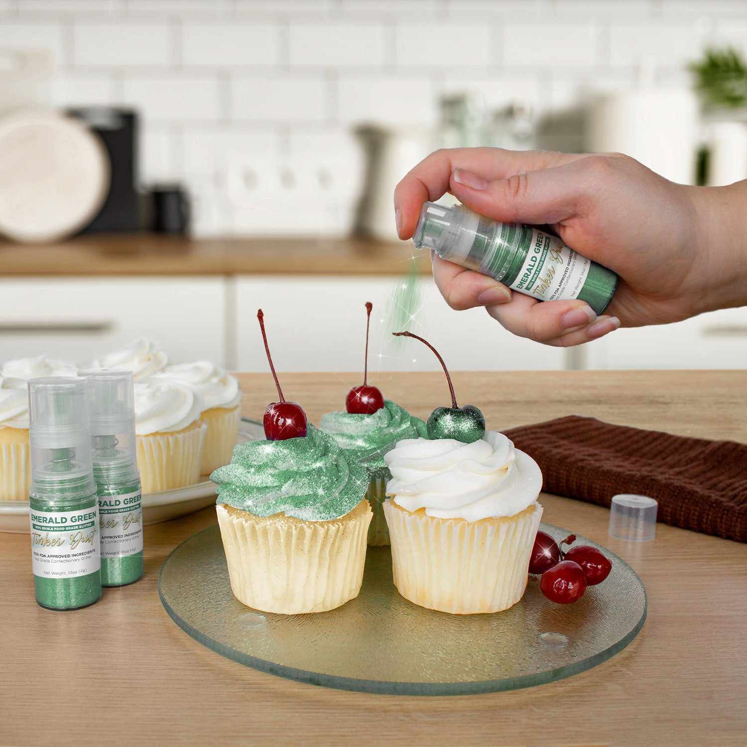 Emerald Green Edible Glitter Spray - 4g Pump Bottle | Tinker Dust® for Cake Decorating, Cupcakes & DIY Crafts