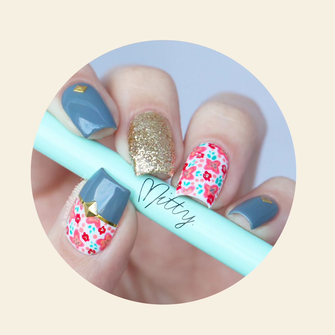 Mitty Minty Zero Nail Brush - Soft Bristles for Gentle Cleaning - Perfect for Manicures, Pedicures & Nail Art - Salon & Home Use