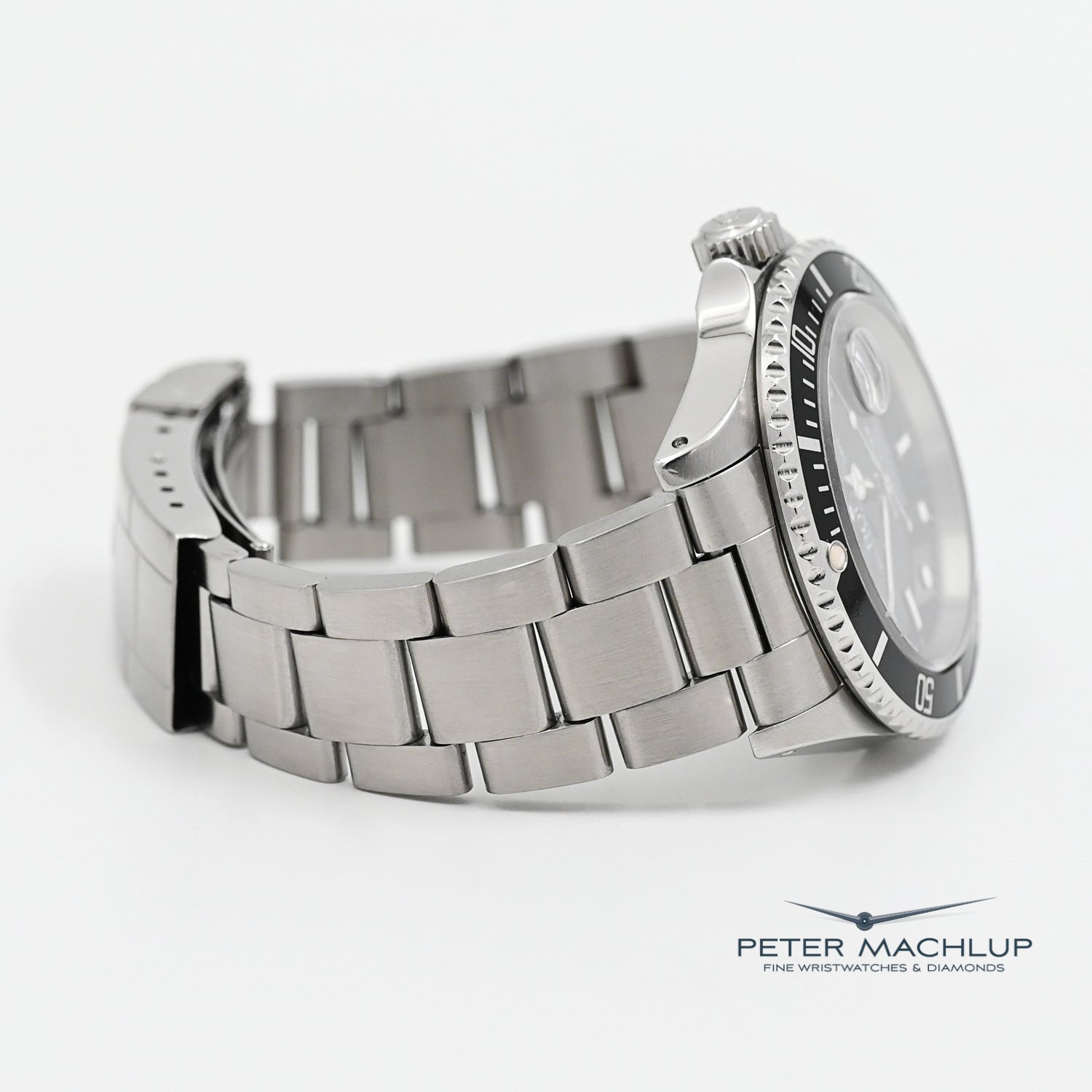Original Rolex Submariner Date 40mm Men's Watch 1991 Model - Luxury Dive Watch for Professional Divers & Water Sports
