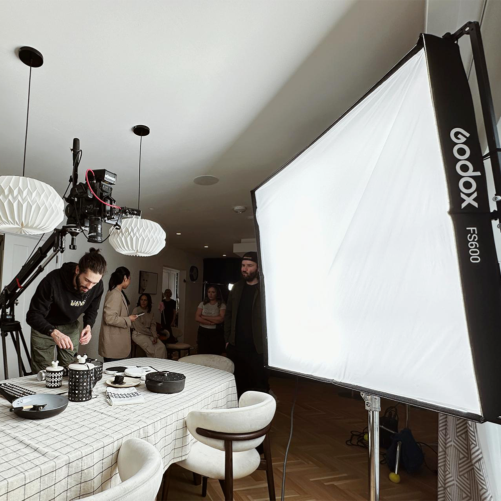 KNOWLED F200Bi 2x2 Feet IP65 Waterproof Flexible LED Panel - Dimmable Cine Lighting for Film Studio, Photography & Video Production