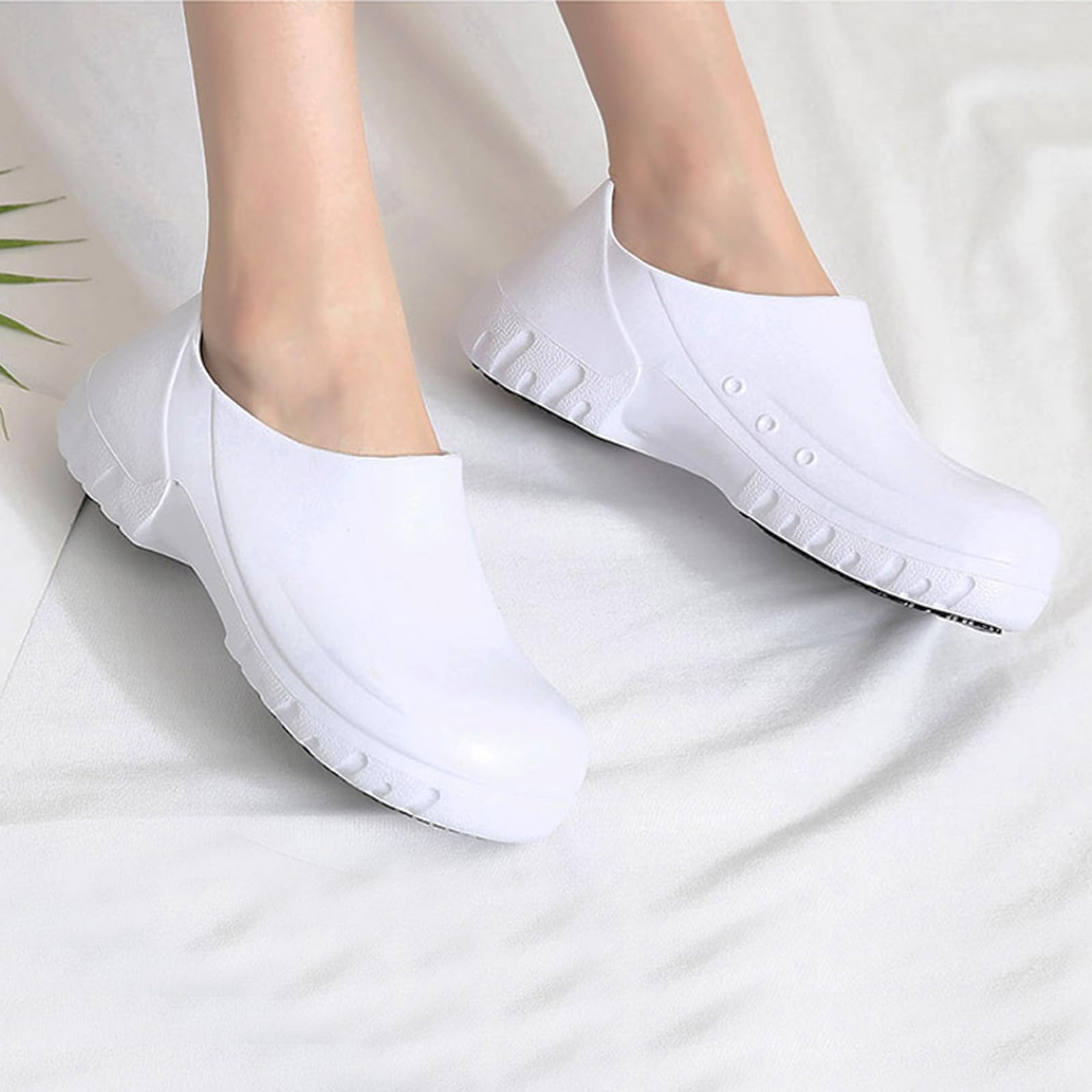 FLIOZY Non-Slip Chef Shoes for Men & Women - Professional Waterproof Kitchen Work Shoes, Nursing Shoes for Hospital, Garden & Restaurant Use - Unisex Safety Shoes for Cooking, Healthcare & Outdoor Work