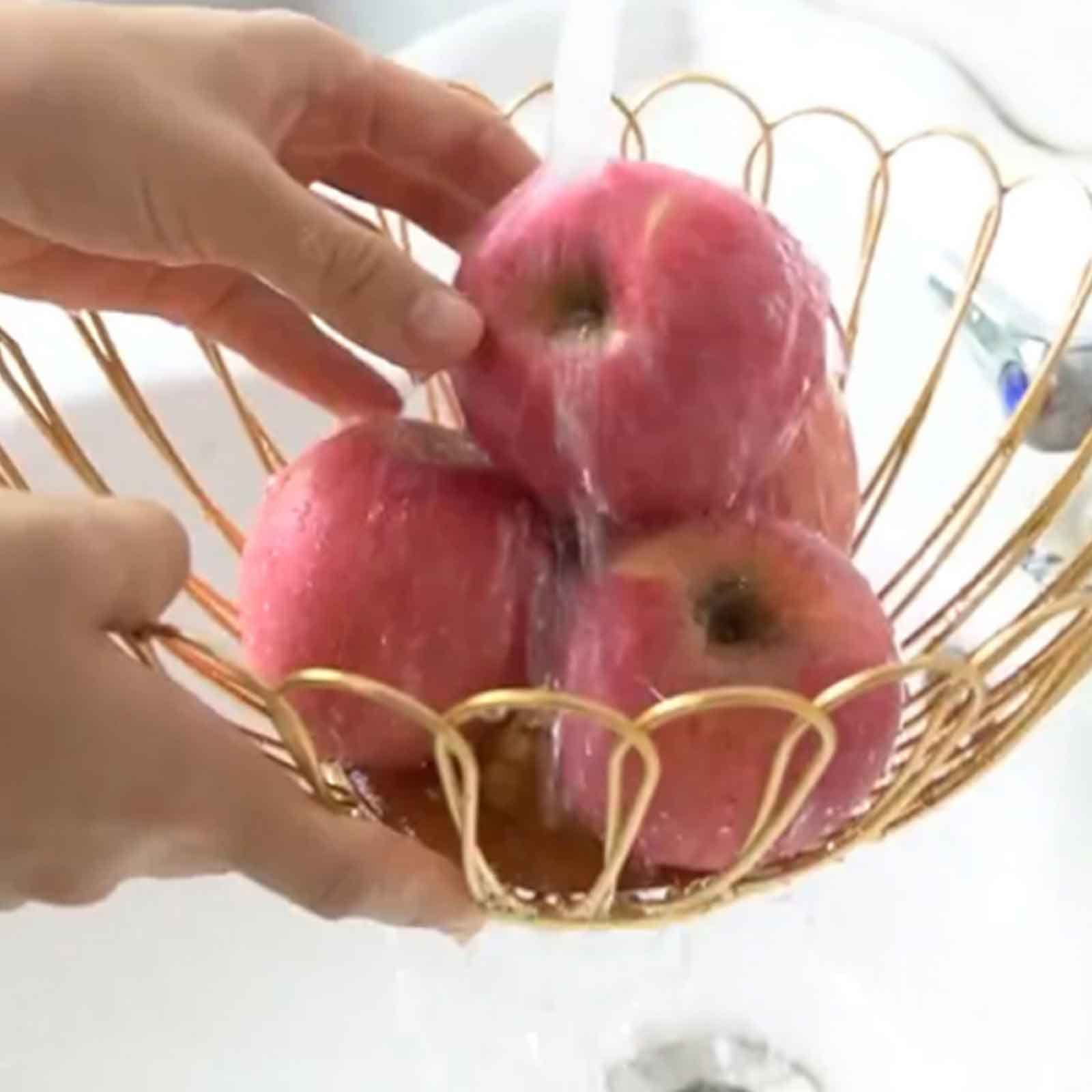 Stainless Steel Fruit Basket for Kitchen Counter - Decorative Metal Fruit Bowl with Stand - Perfect for Countertop Display, Dining Table Centerpiece, and Fresh Fruit Storage