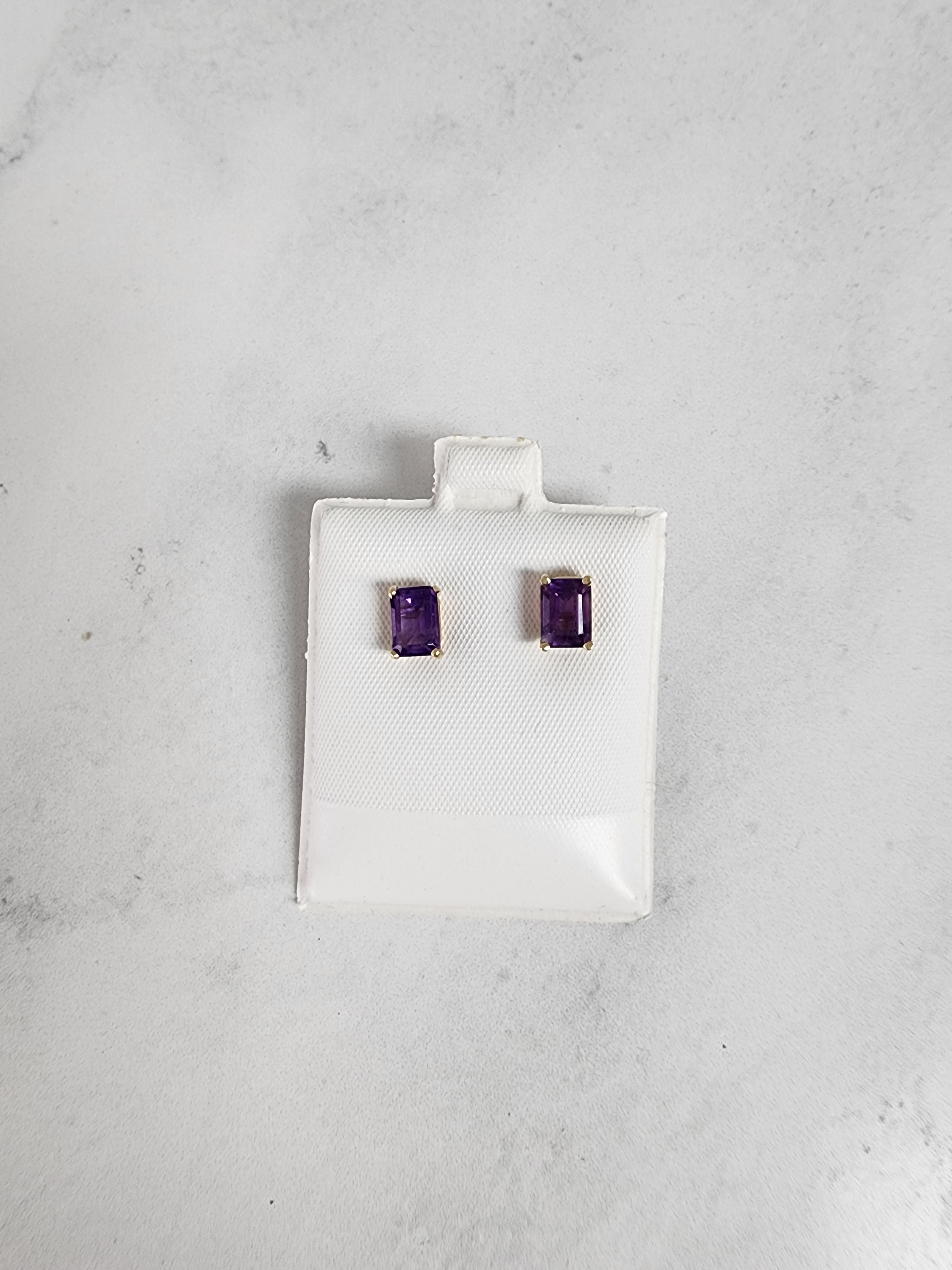 14K Yellow Gold Emerald Cut Amethyst Stud Earrings for Women - Elegant Purple Gemstone Jewelry for Everyday Wear, Gift Giving & Special Occasions