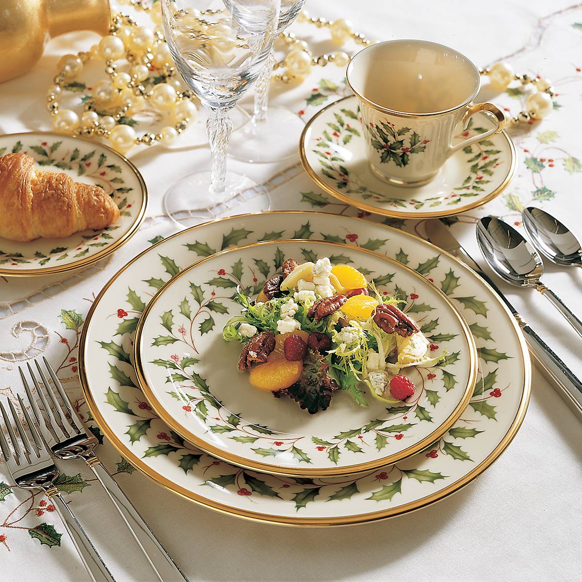 5-Piece Holiday Dinnerware Set - Elegant Tableware for Christmas, Thanksgiving & Special Occasions - Perfect for Festive Dining & Entertaining