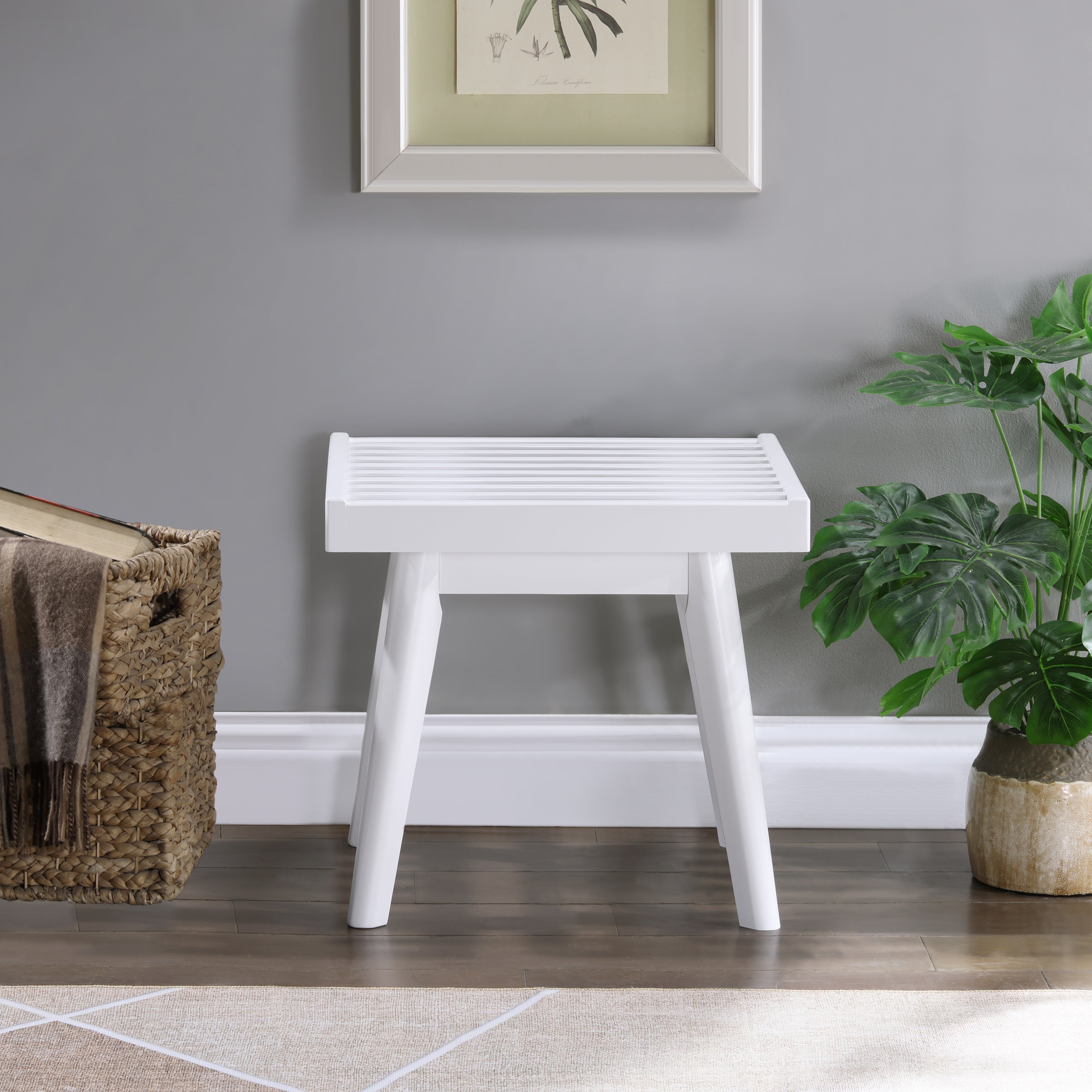 Roundhill Furniture Larwich 19