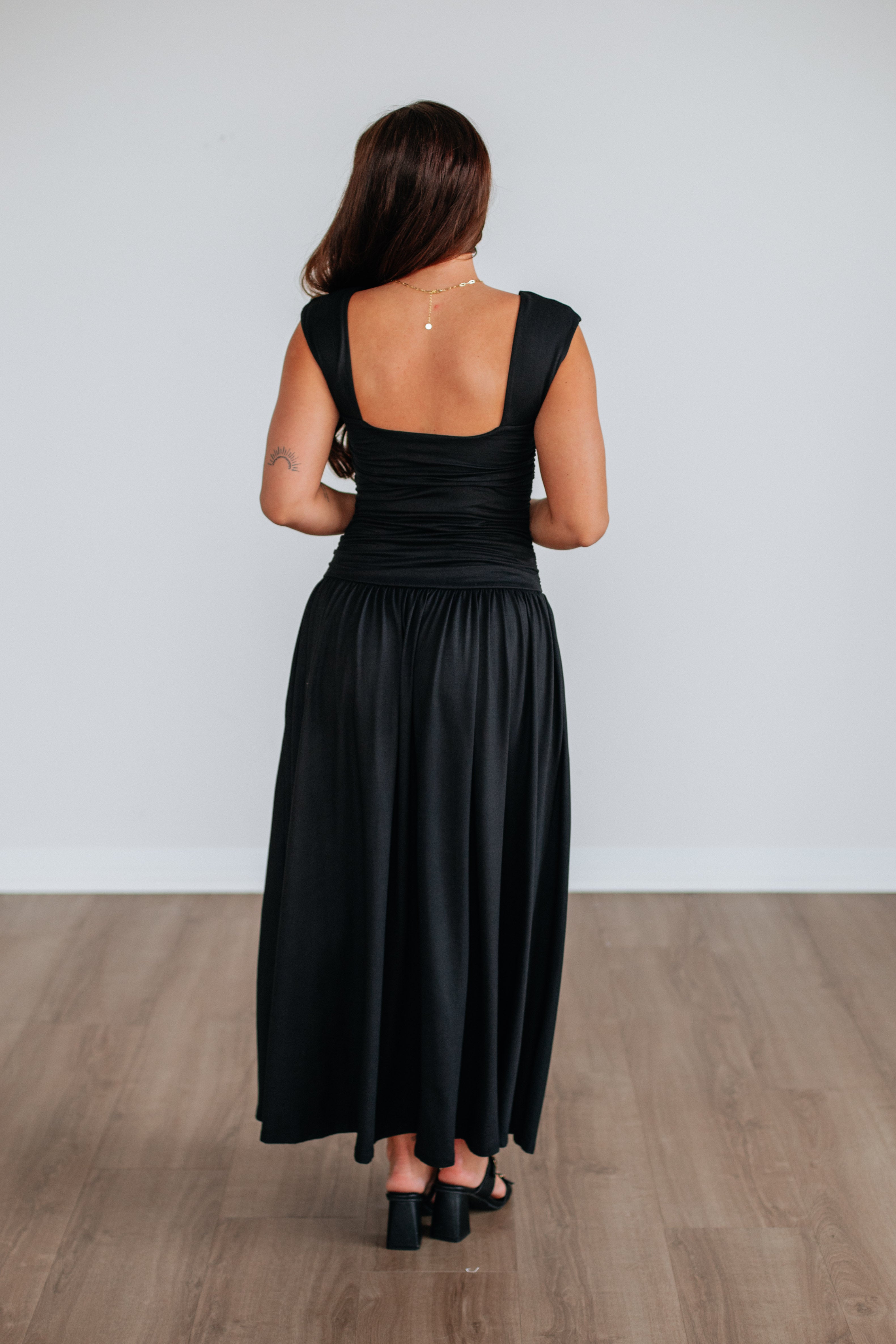 Klaire Ruched Dress for Women - Elegant Bodycon Midi Dress with Flattering Ruching Detail | Perfect for Parties, Date Nights & Special Occasions