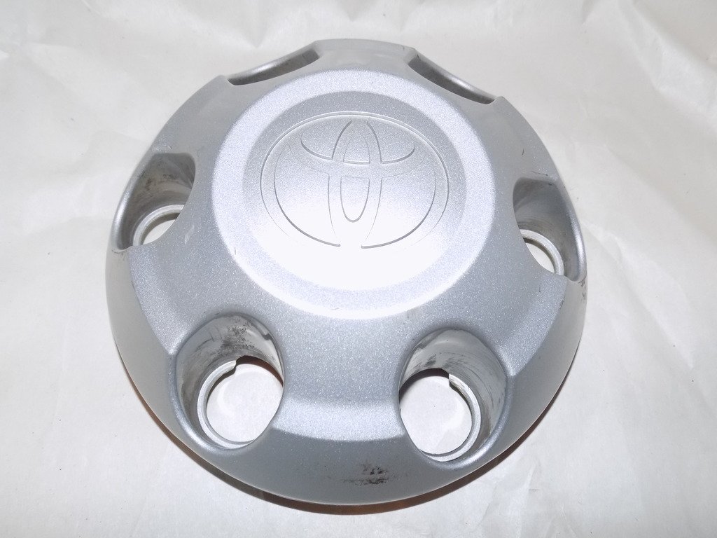 Genuine Toyota 4260B-04010 Wheel Hub Cover Sub-Assembly - Replacement Part for Smooth Driving & Vehicle Protection | Perfect for Off-Road Adventures & Daily Commutes