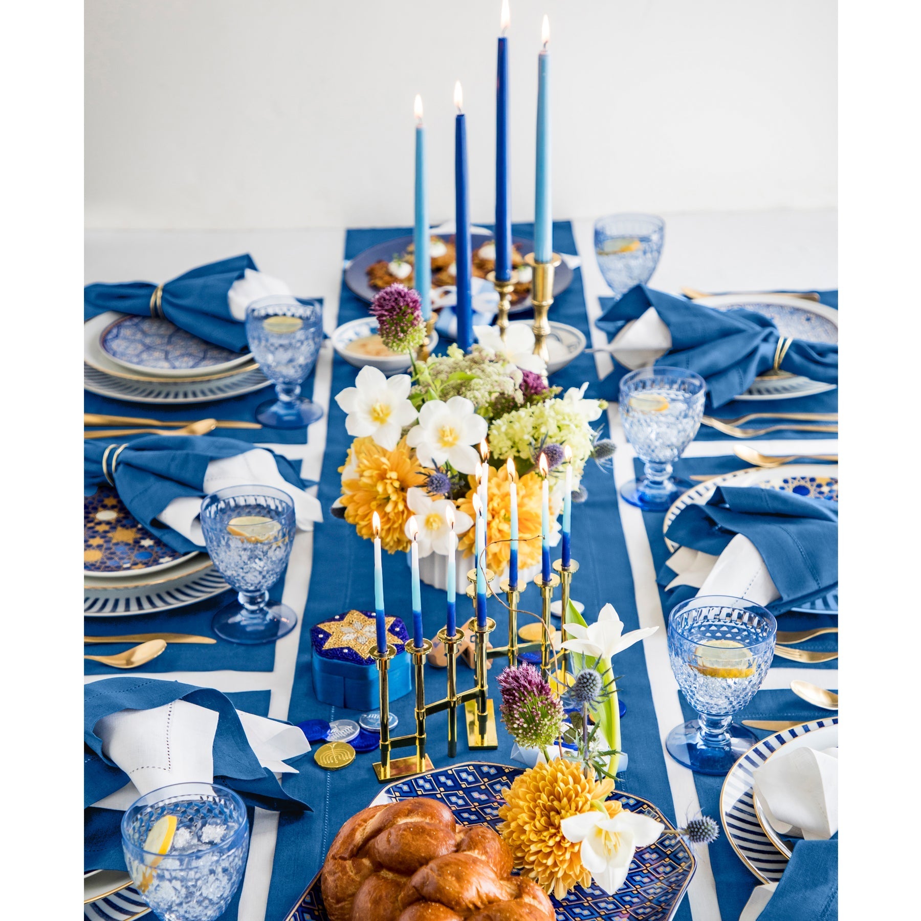 Elegant Classic Hemstitch Table Runner - Premium Linen Dining Table Decor for Weddings, Holidays & Home Decor
