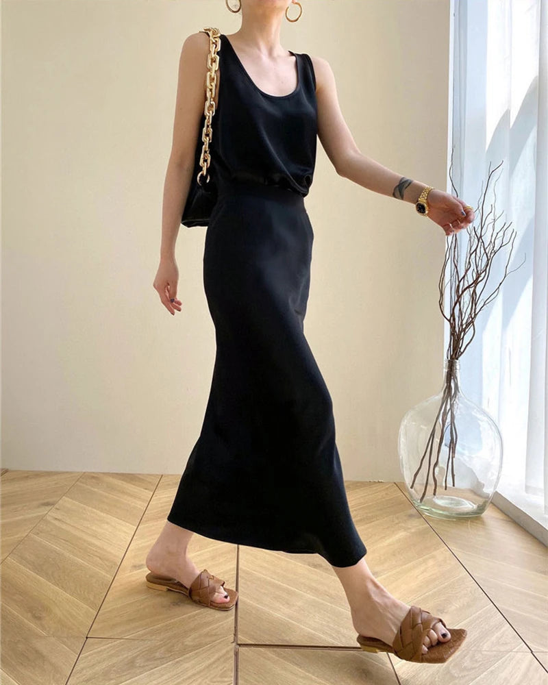 Luxury Women's Silk Two Piece Set - Elegant Silk Pajama Set for Women - Soft & Comfortable Sleepwear for Lounge & Bedtime - Perfect for Relaxing at Home, Spa Days & Gift Giving