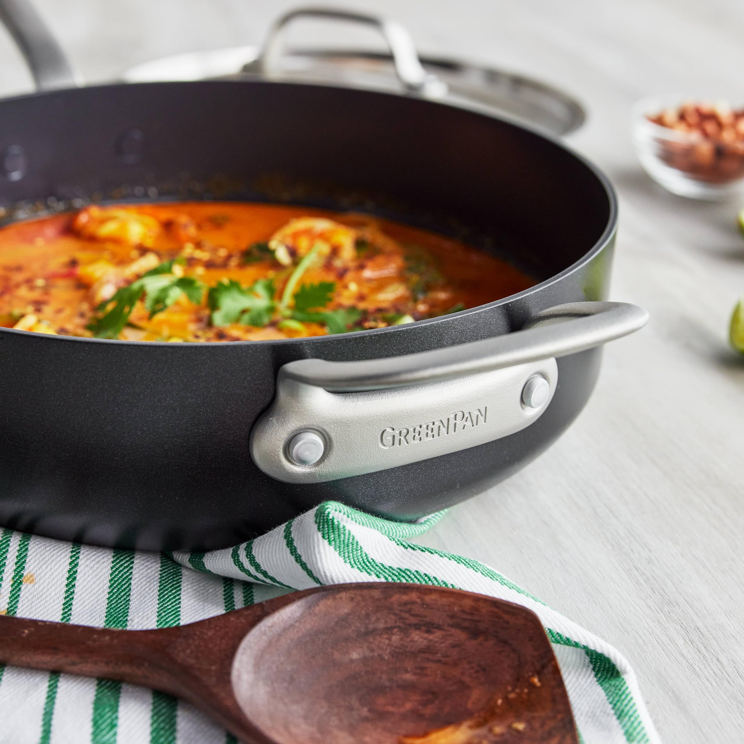GreenPan Craft Noire 4.5QT Non-Toxic Ceramic Nonstick Saute Pan with Lid - PFAS-Free, Hard Anodized, Induction Compatible, Dishwasher Safe - Perfect for Healthy Cooking, Stir-Frying & Sauteing Vegetables