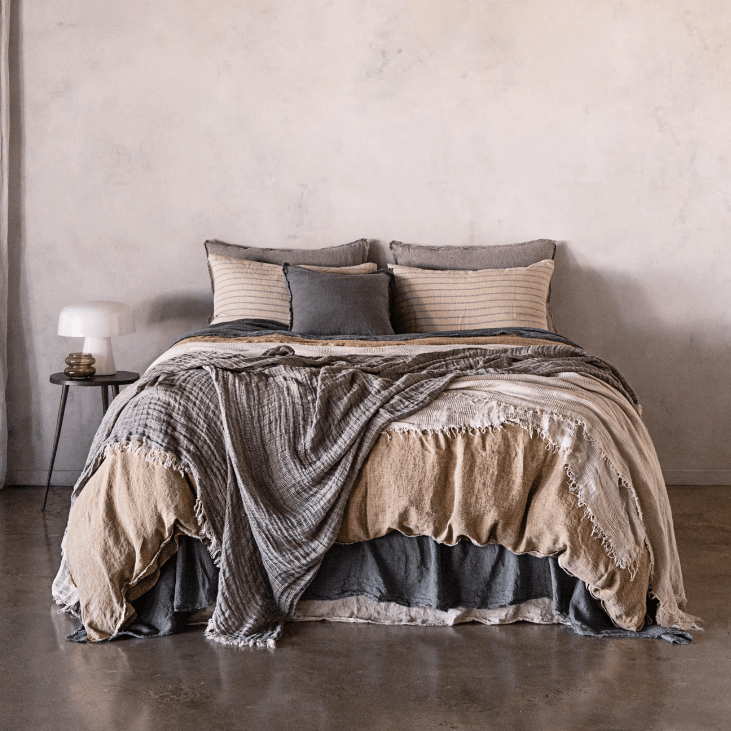 Basix Stripe Roy/Sable Linen Pillowcase - Soft & Breathable Linen Pillow Cover for Bedroom, Home Decor & Gift - Perfect for Master Bedroom, Guest Room & Airbnb