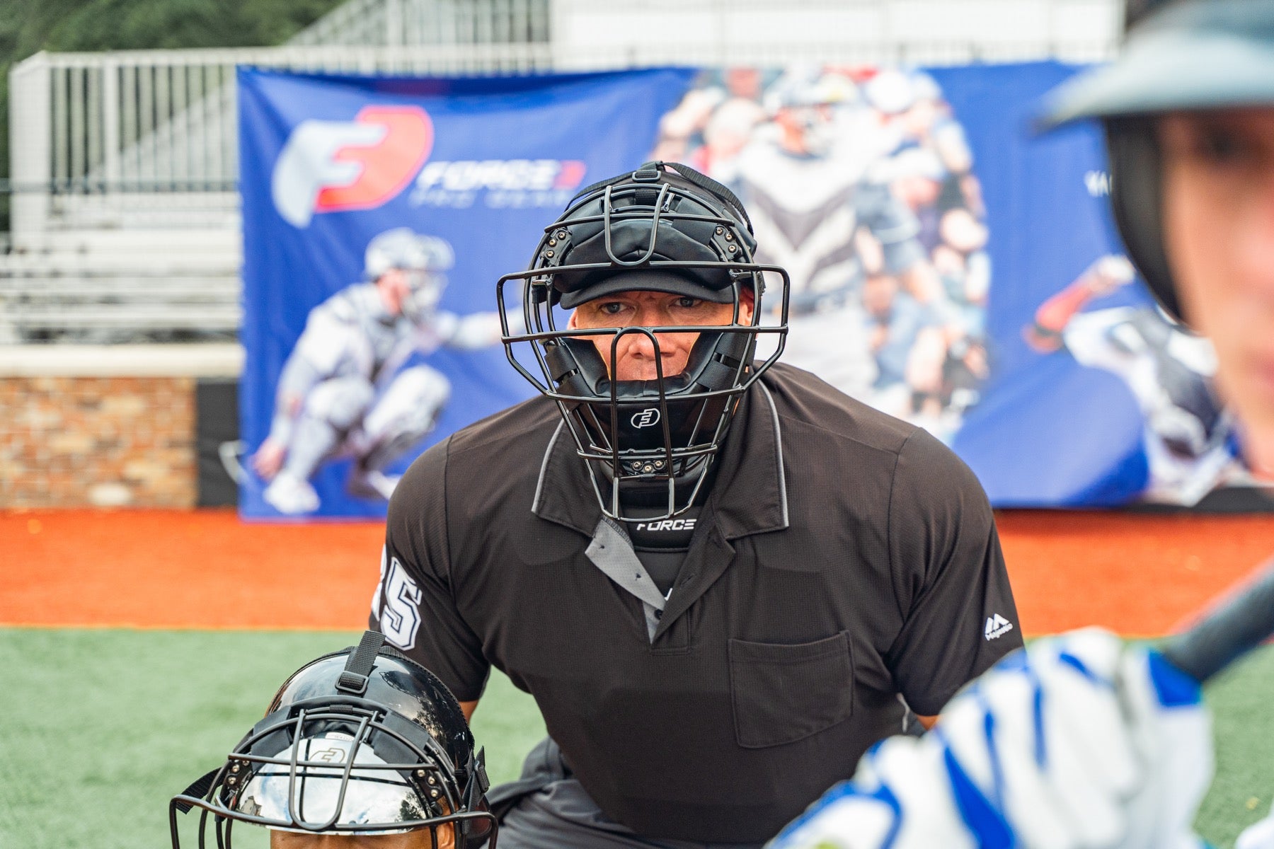 Force3 Traditional Defender Baseball Catcher Mask - Lightweight & Durable for Baseball, Softball, and Fastpitch Players - Perfect for Training, Games, and Practice Sessions