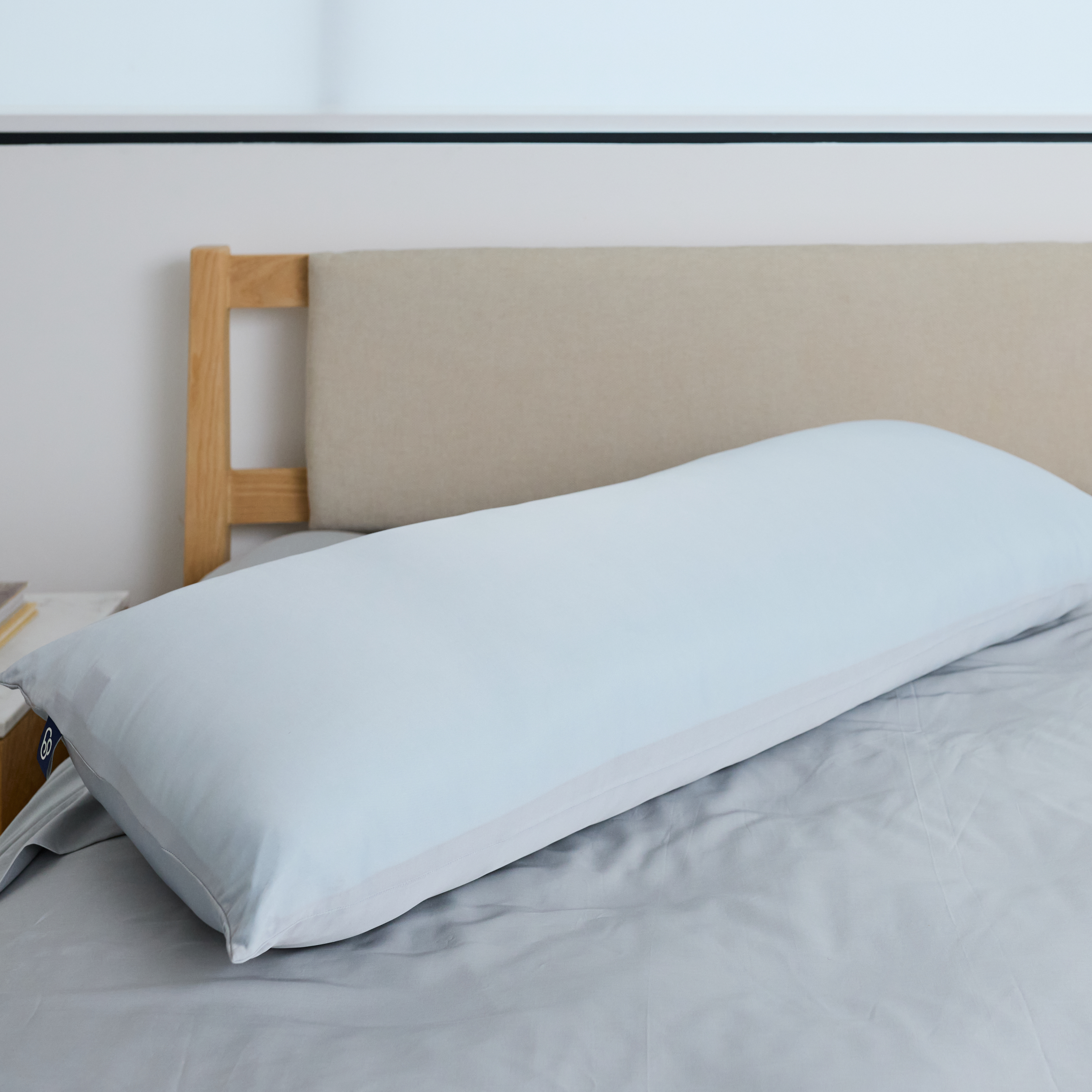 UltraCool Full Body Pillow for Adults - Soft & Supportive Sleeping Aid - Perfect for Side Sleepers, Pregnancy, and Back Pain Relief - Home & Travel Use