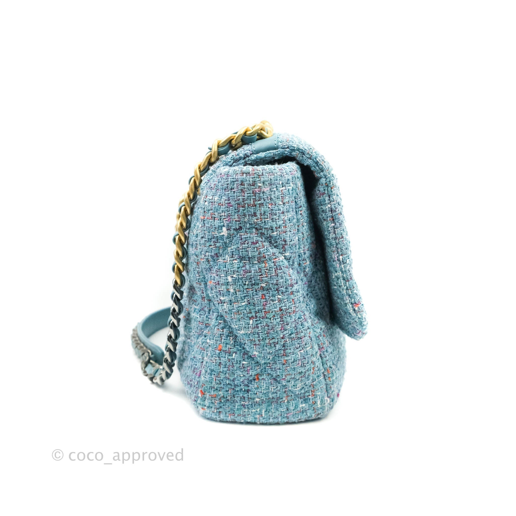 Chanel 19 Maxi Flap Bag in Blue Tweed with Mixed Hardware - Luxury Designer Handbag for Women, Perfect for Parties, Work & Everyday Use
