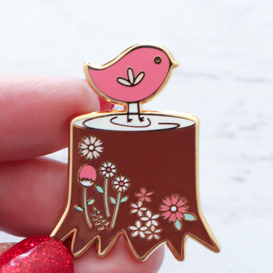 Flamingo Toes Woodland Birdie Needle Minder - Magnetic Pin Cushion for Sewing, Quilting & Embroidery - Perfect for Crafters & DIY Enthusiasts