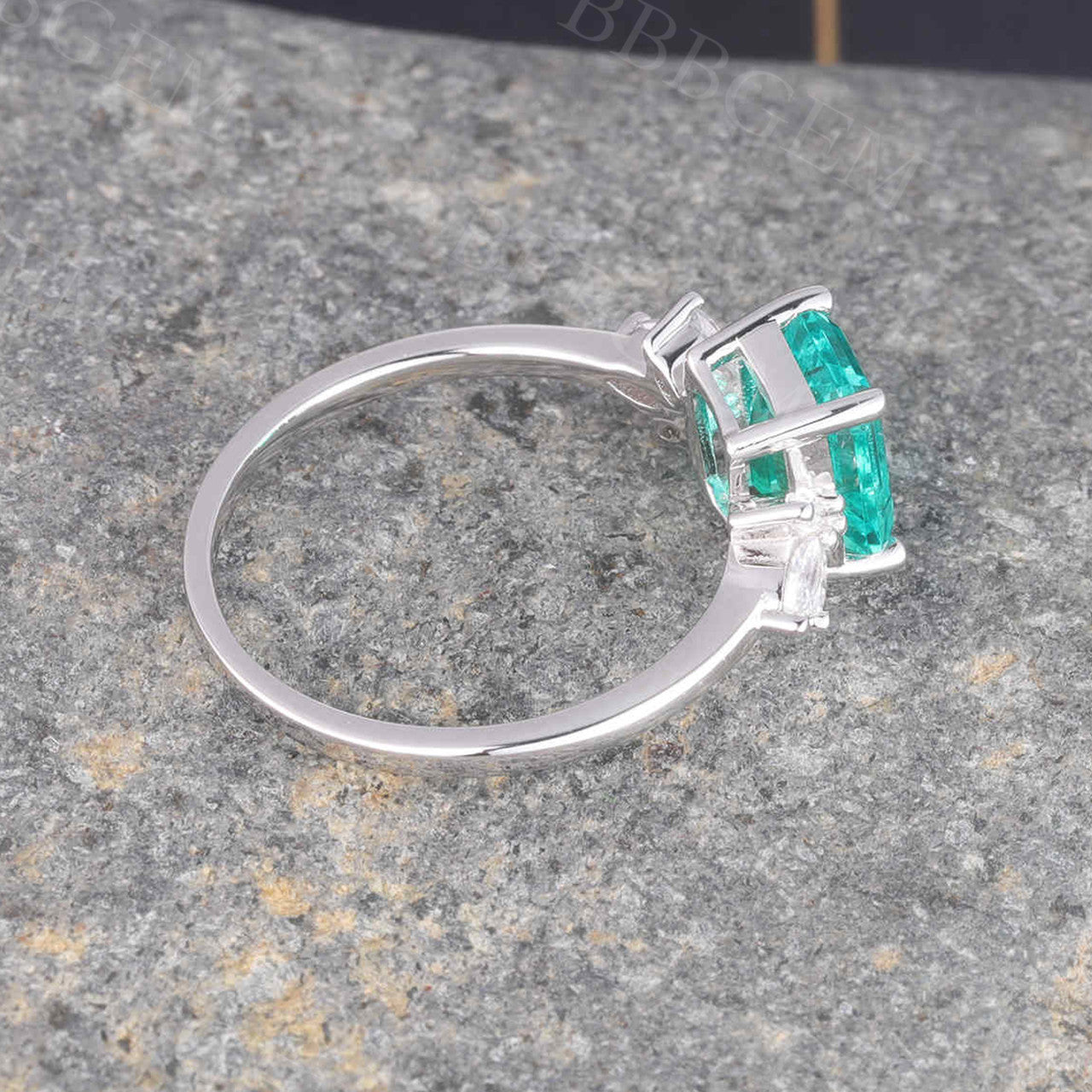 14K White Gold Emerald Cut Emerald and Diamond Ring for Women - Wedding, Engagement, Promise Ring - Perfect for Proposals, Anniversaries & Special Occasions
