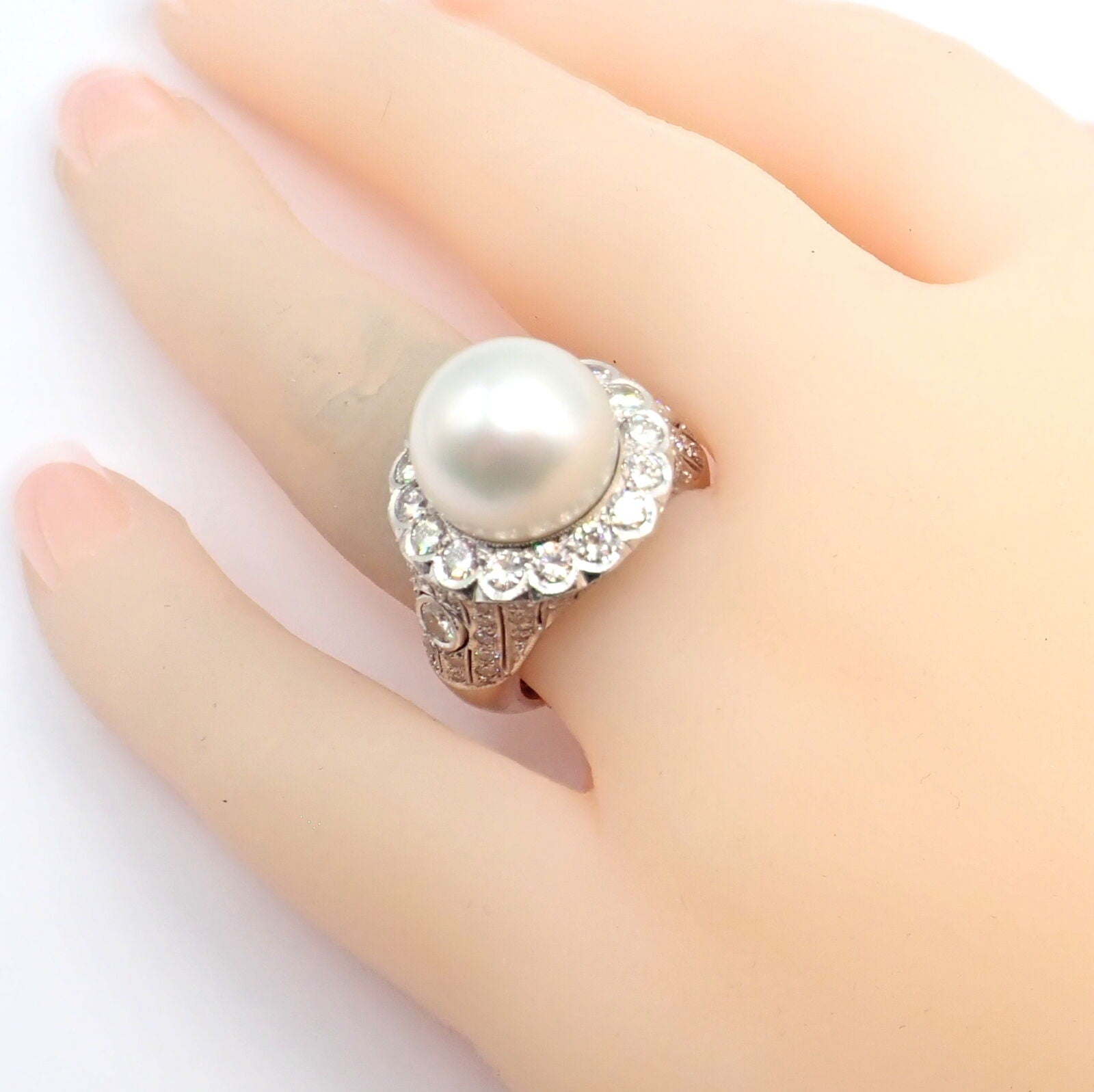 Vintage 18k White Gold Diamond & 12.5mm Pearl Cocktail Ring for Women - Elegant Bridal, Anniversary, or Evening Party Jewelry Gift