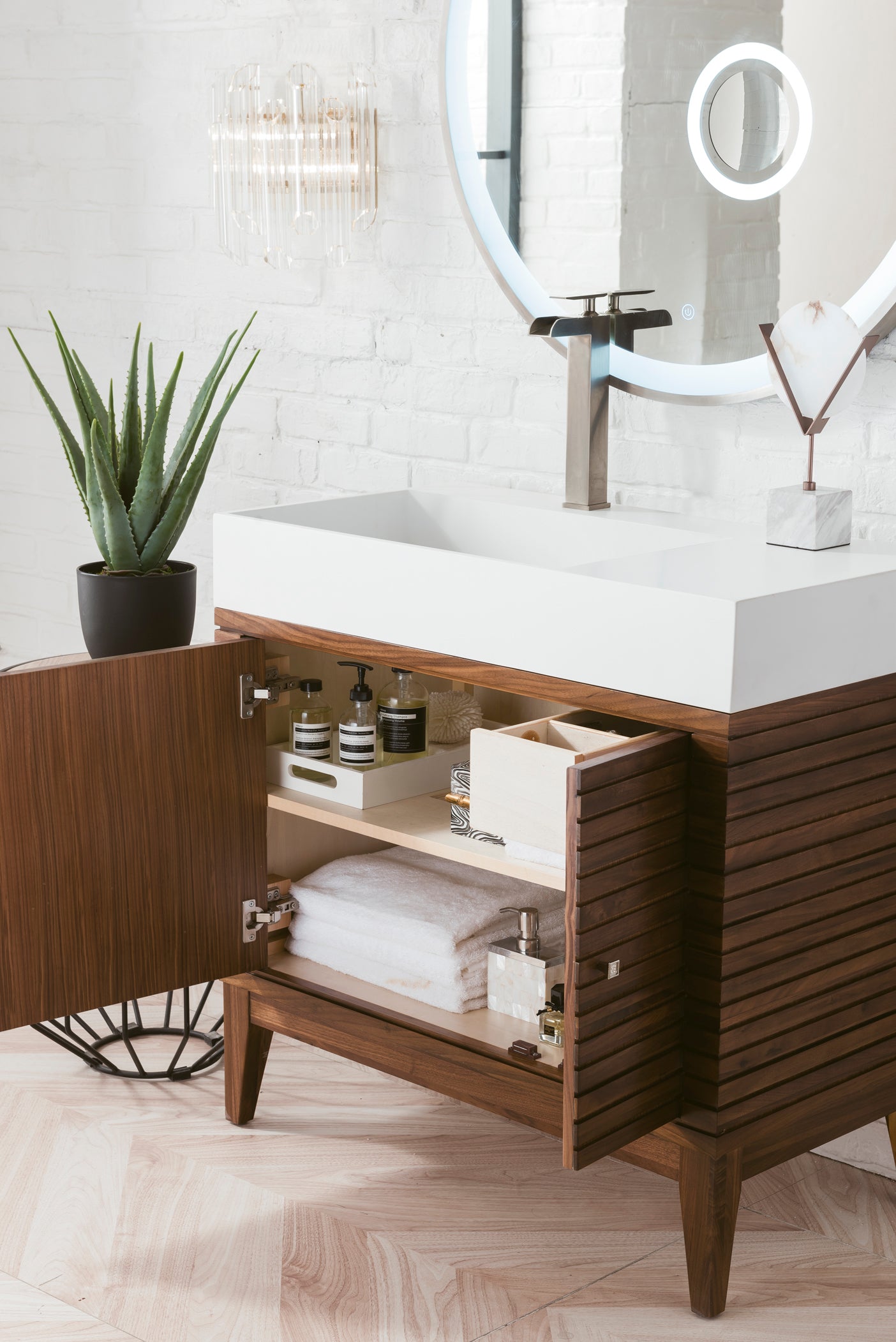 Mid Century Modern Linear 36