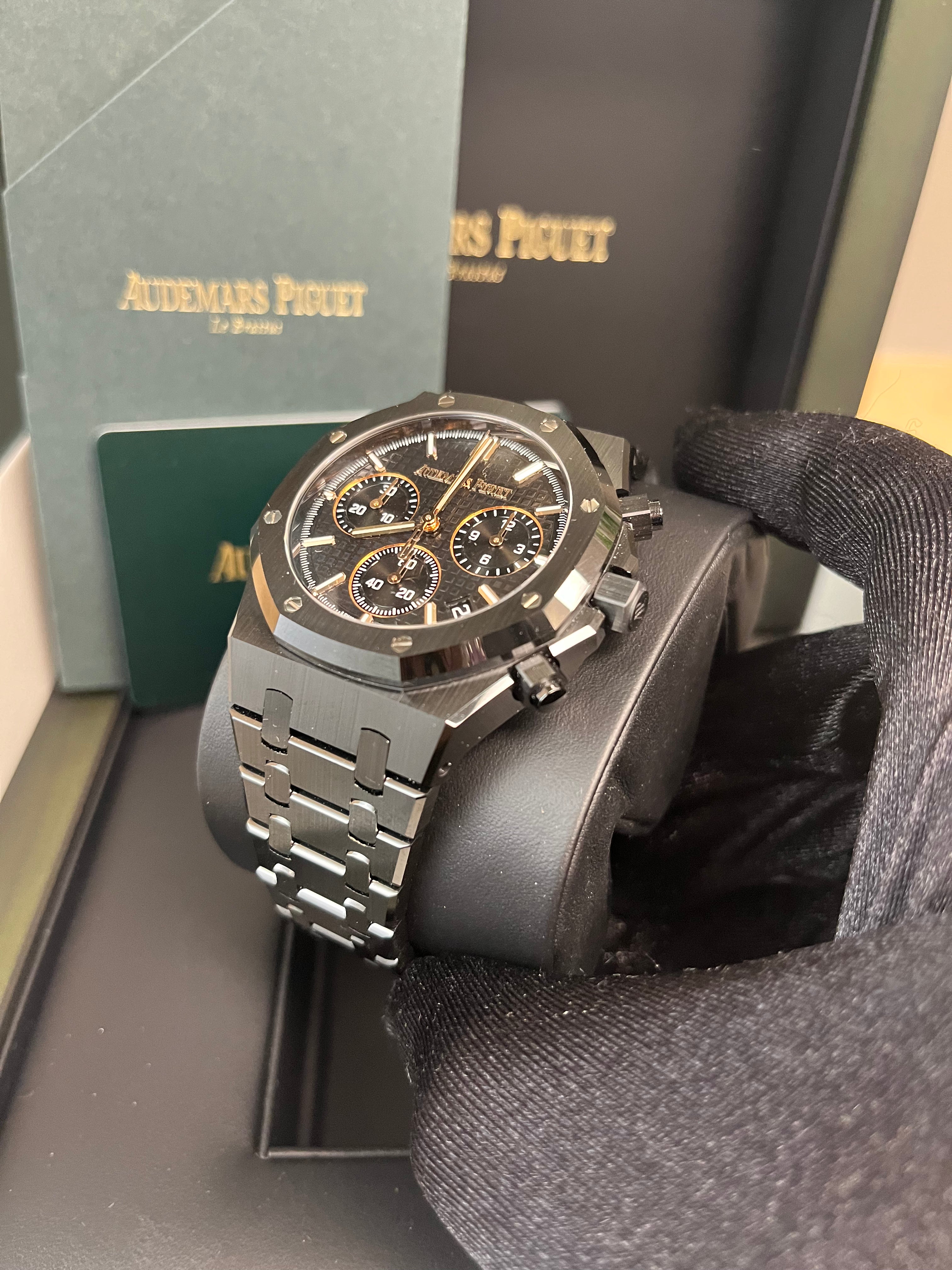 Audemars Piguet Royal Oak Chronograph 41mm Ceramic Men's Watch 26240CE.OO.1225CE.01 - Luxury Swiss Automatic Timepiece for Business & Formal Occasions