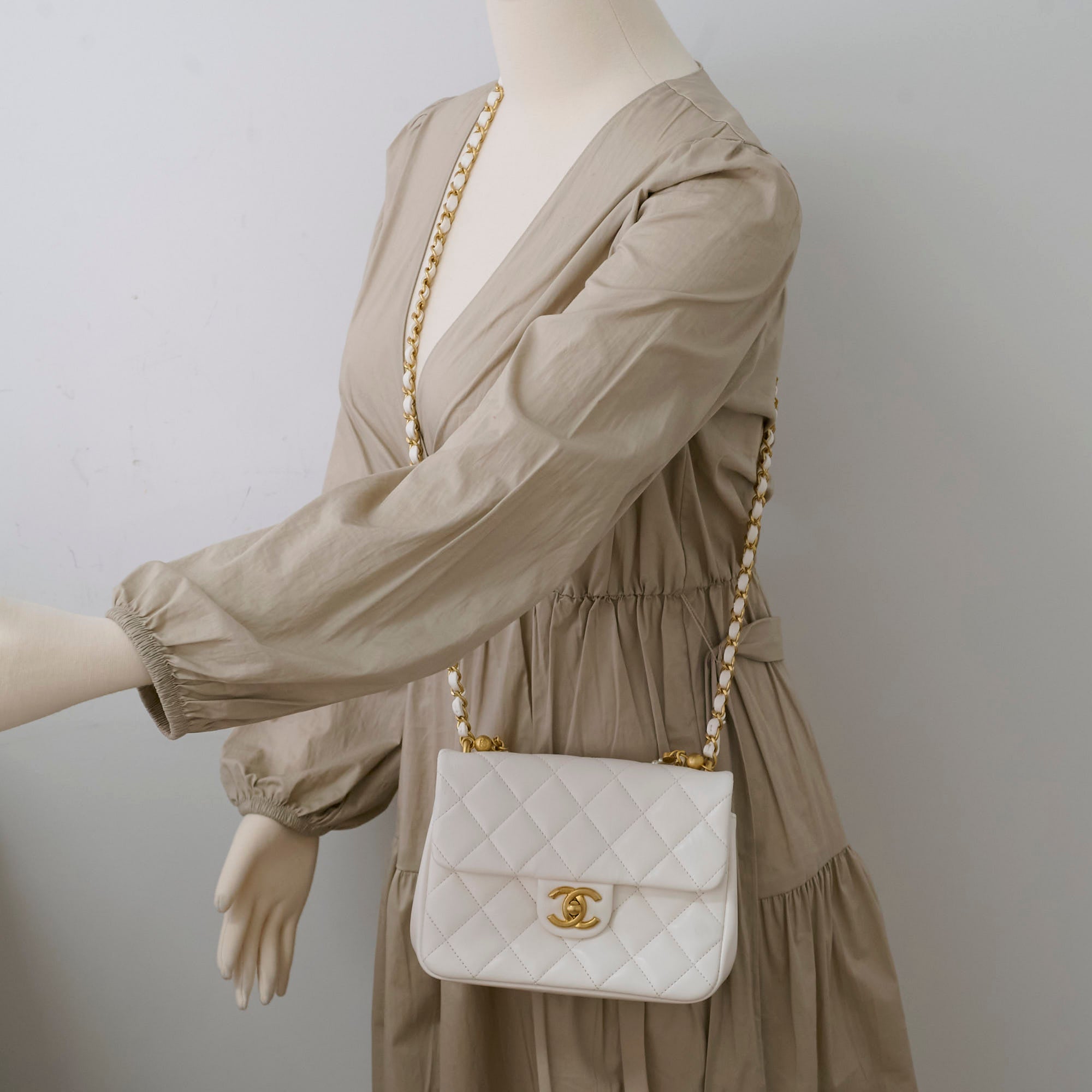Chanel Square Seasonal Pearl Flap Bag in White Lambskin Leather with Microchip - Luxury Designer Handbag for Women, Perfect for Parties, Weddings & Special Occasions