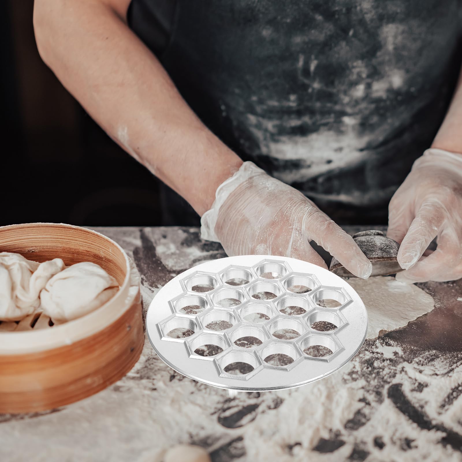 Premium Russian Dumpling Maker - Metal Pelmeni Mold for Homemade Meat Dumplings, Ravioli & Pelmeni | Durable Kitchen Gadget for Home & Restaurant Use | Perfect for Family Cooking, Party Snacks & Traditional Meals