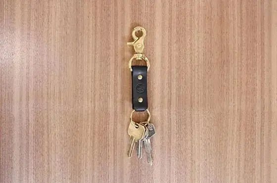 Premium Oil Tan Leather & Solid Brass Keyring - Durable & Stylish Key Holder for Home, Office, and Travel Accessories