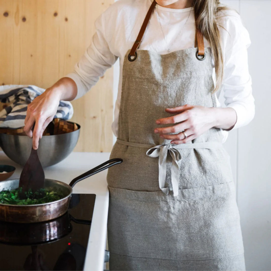 Premium Linen Kitchen Apron for Women & Men - Natural Organic Cotton Chef Apron with Pockets - Perfect for Cooking, Baking, Grilling & Hosting