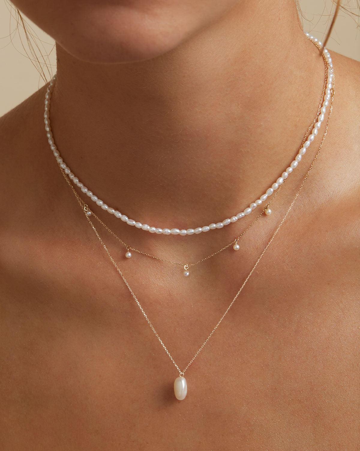 14K Solid Gold Peace Lover Choker Necklace - Dainty Minimalist Jewelry for Women - Perfect for Everyday Wear, Gifts & Special Occasions
