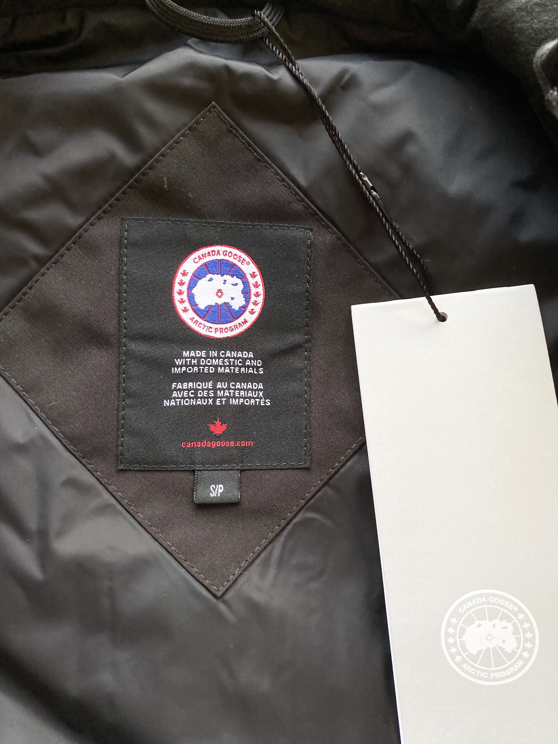 Canada Goose Black Garson Men's Vest - Lightweight Down Puffer Jacket for Winter Outdoor Activities, Hiking & Casual Wear